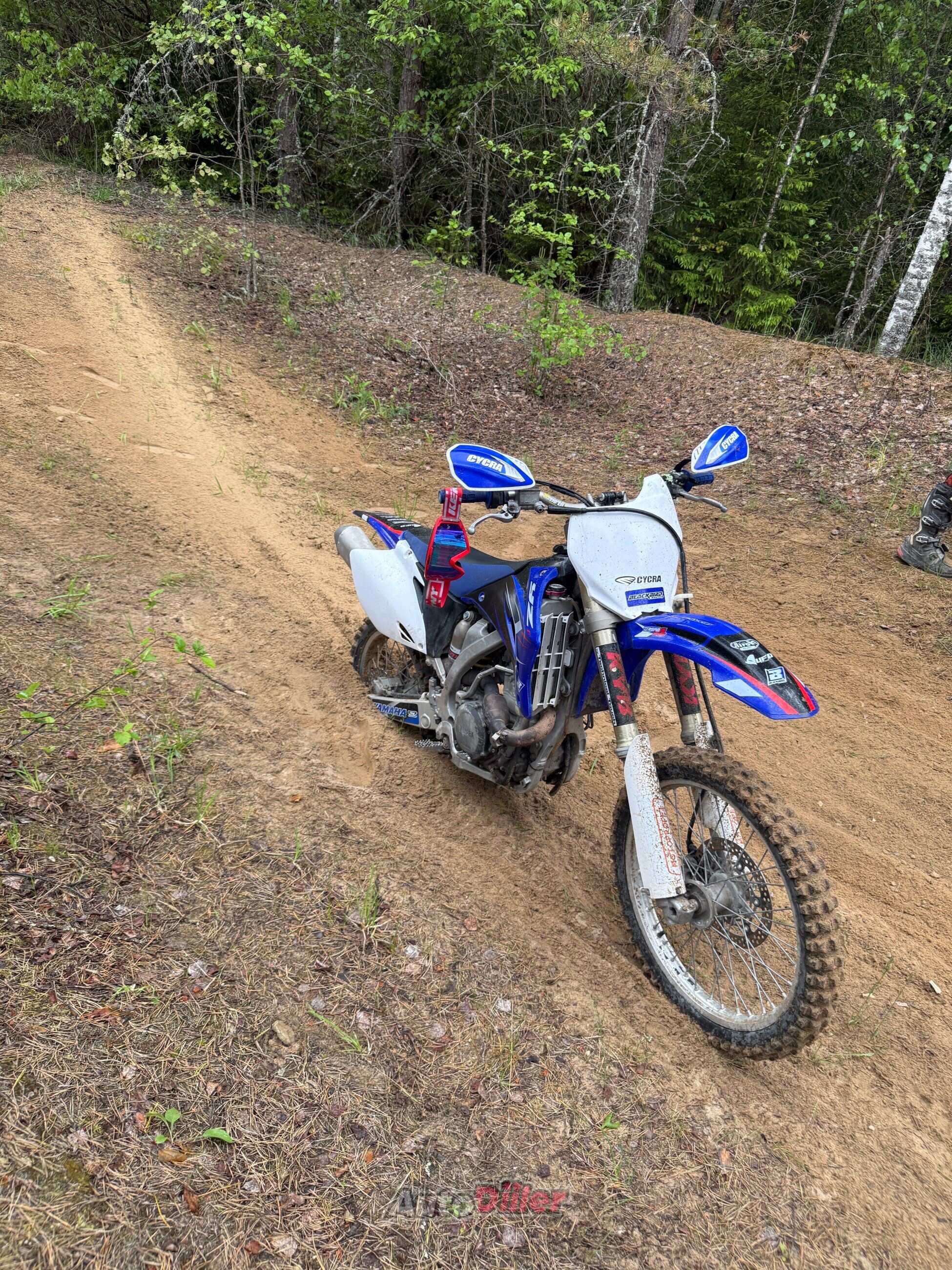 Yamaha YZ450F 45kW 2006, photo 2/3