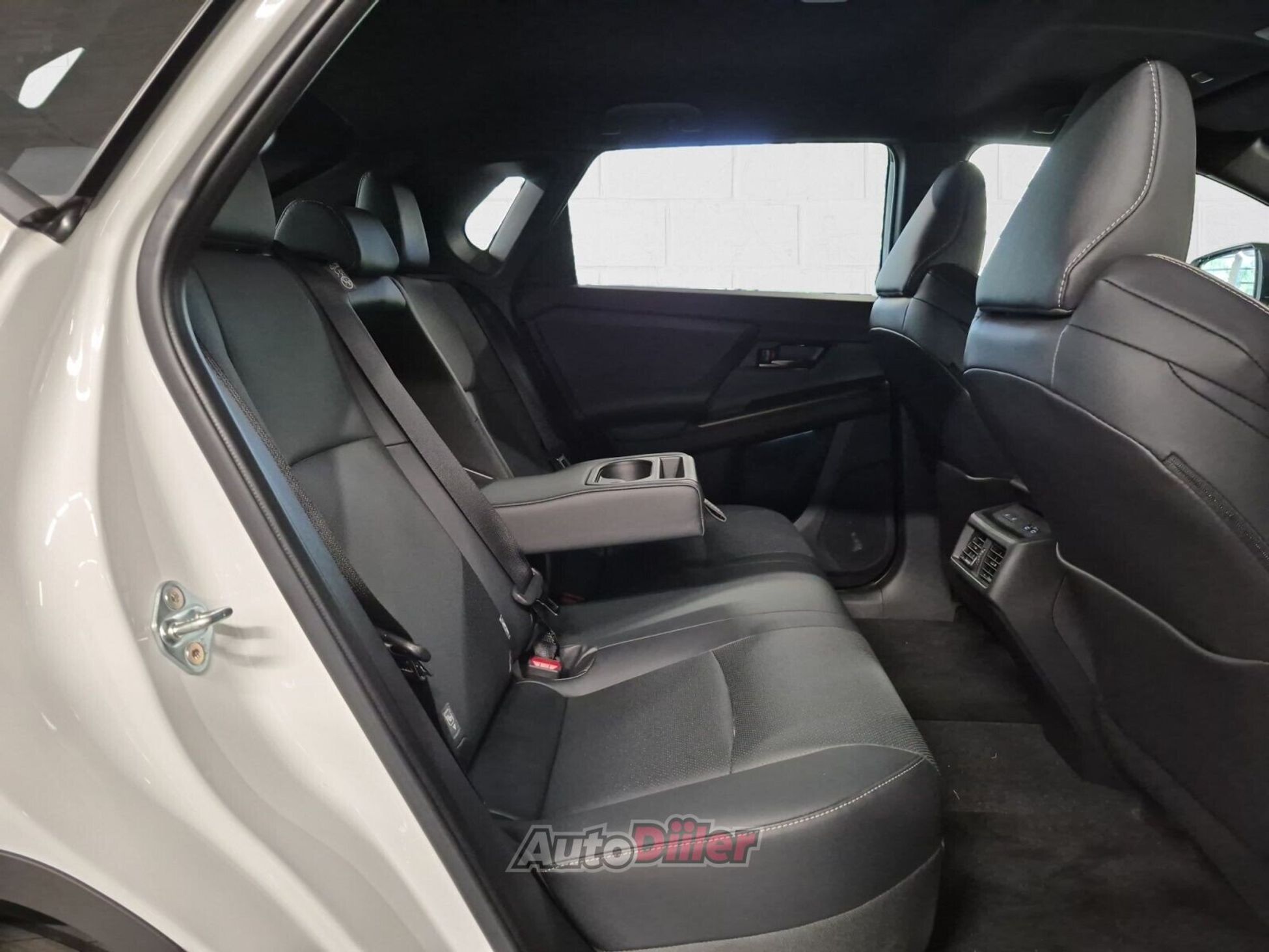 Toyota bZ4X Executive 64kW 2026, photo 7/10
