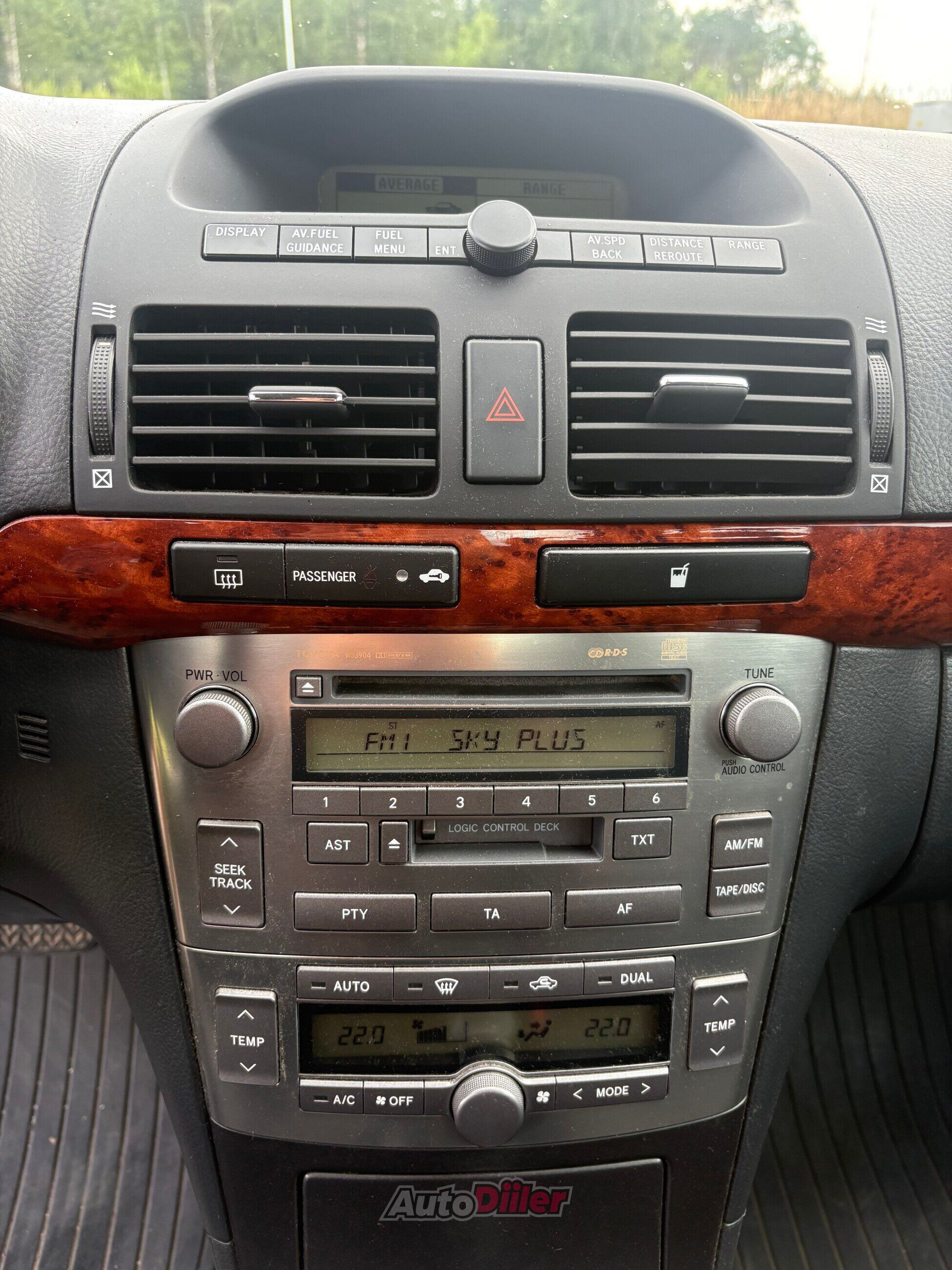 Toyota Avensis 2.0 108kW 2005, photo 7/8
