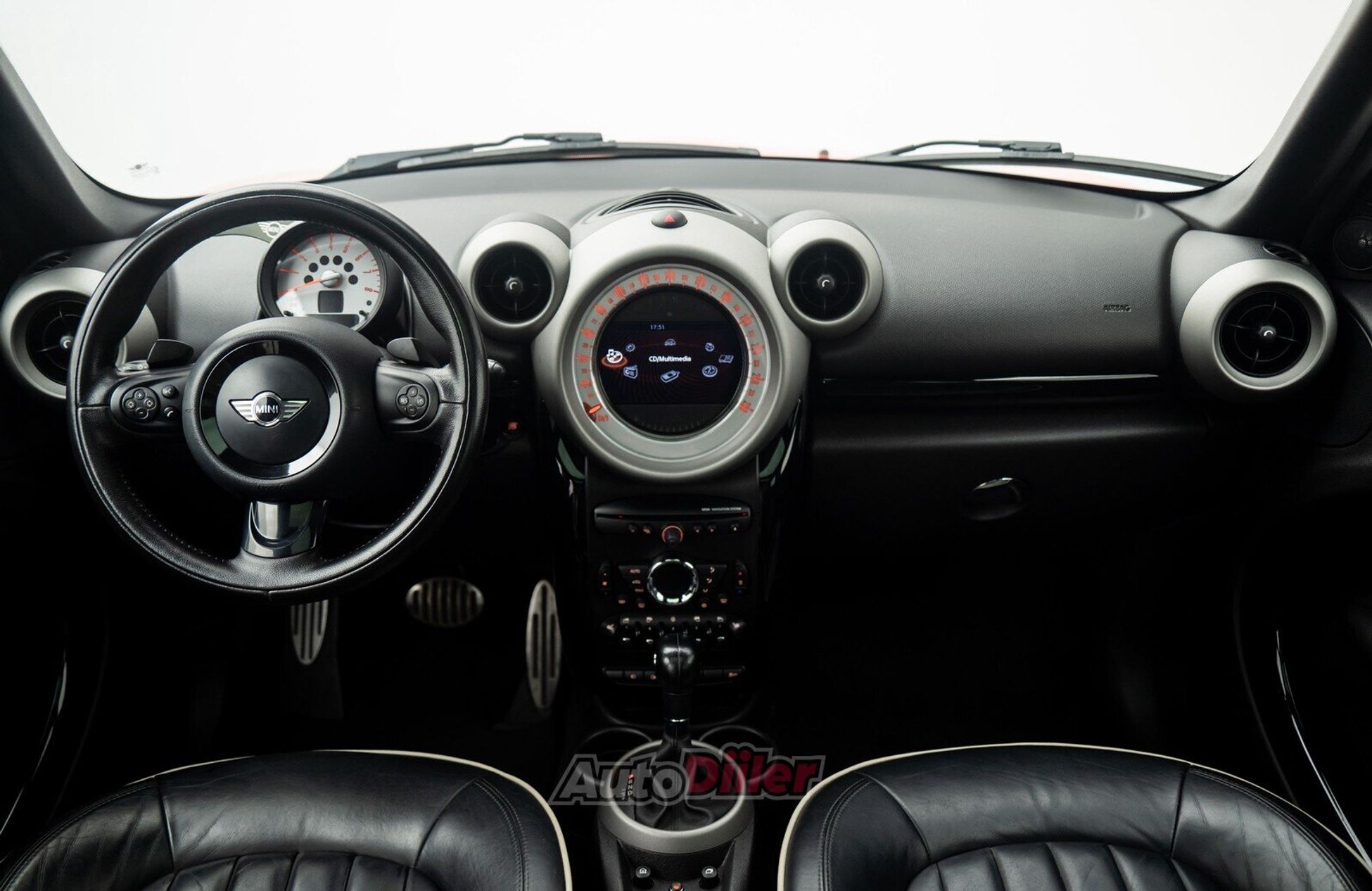 MINI Cooper S 1.6 135kW 2011, photo 2/10