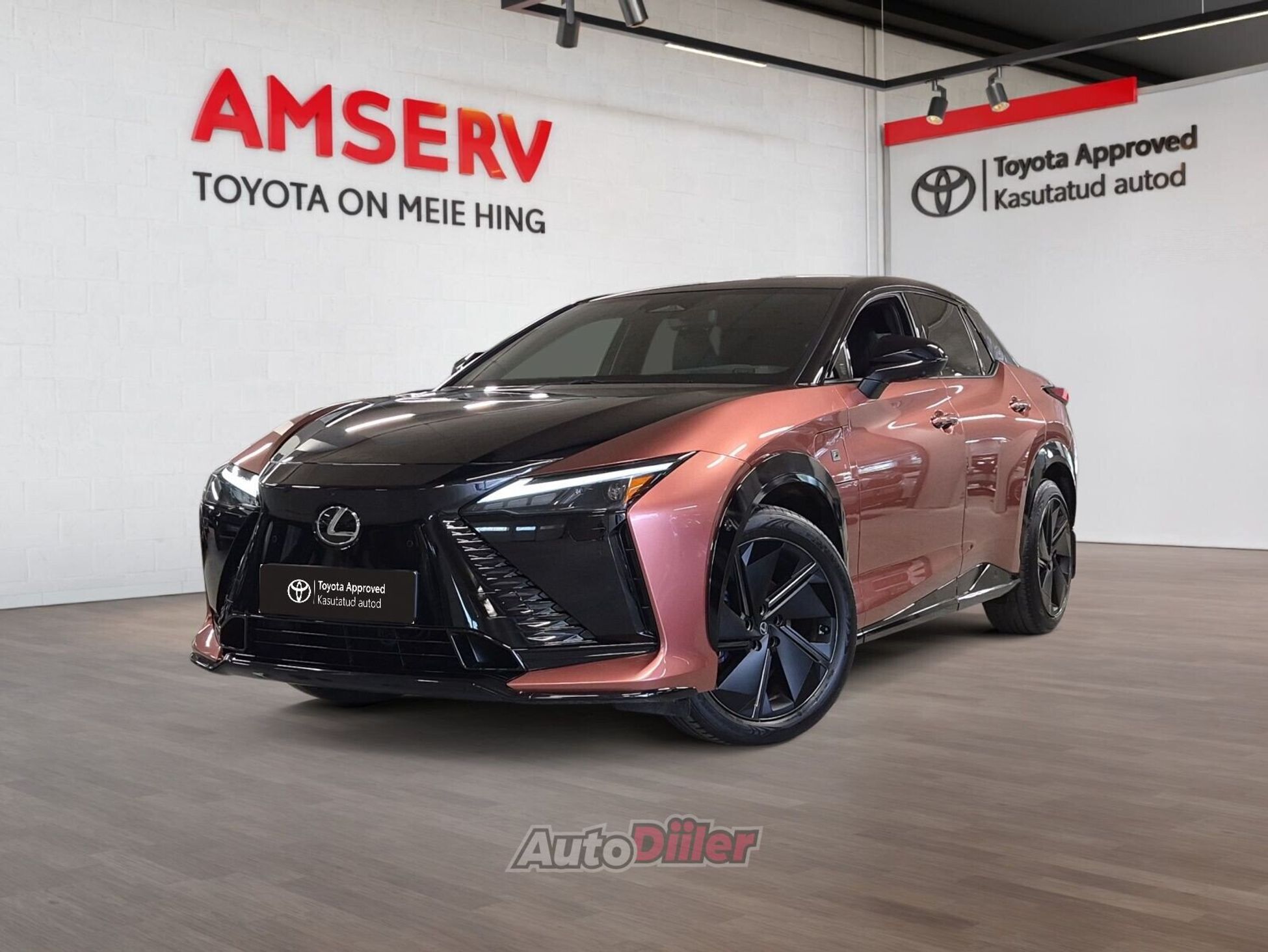 Lexus RZ 550