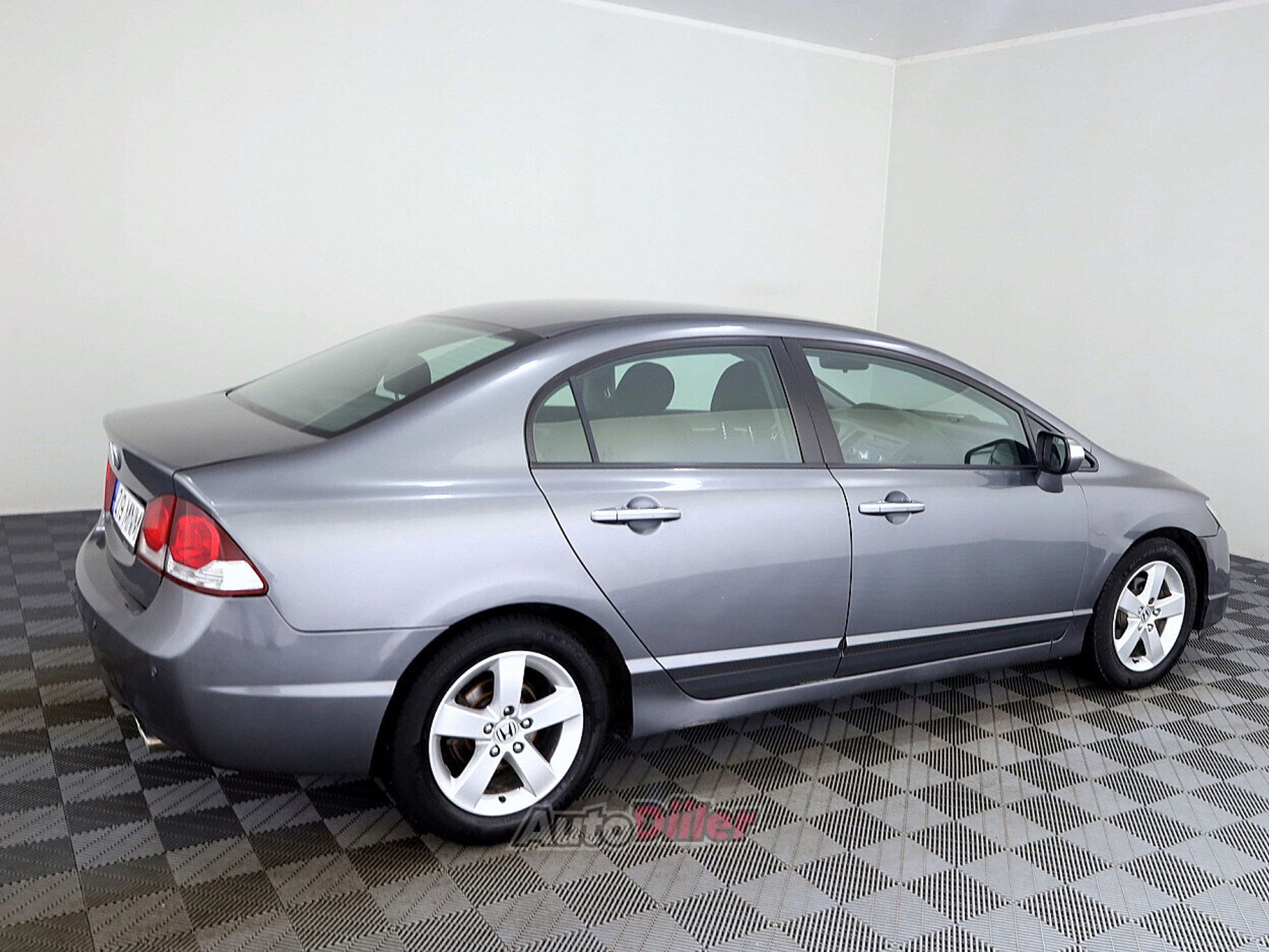 Honda Civic 1.8 103kW 2011, photo 3/7