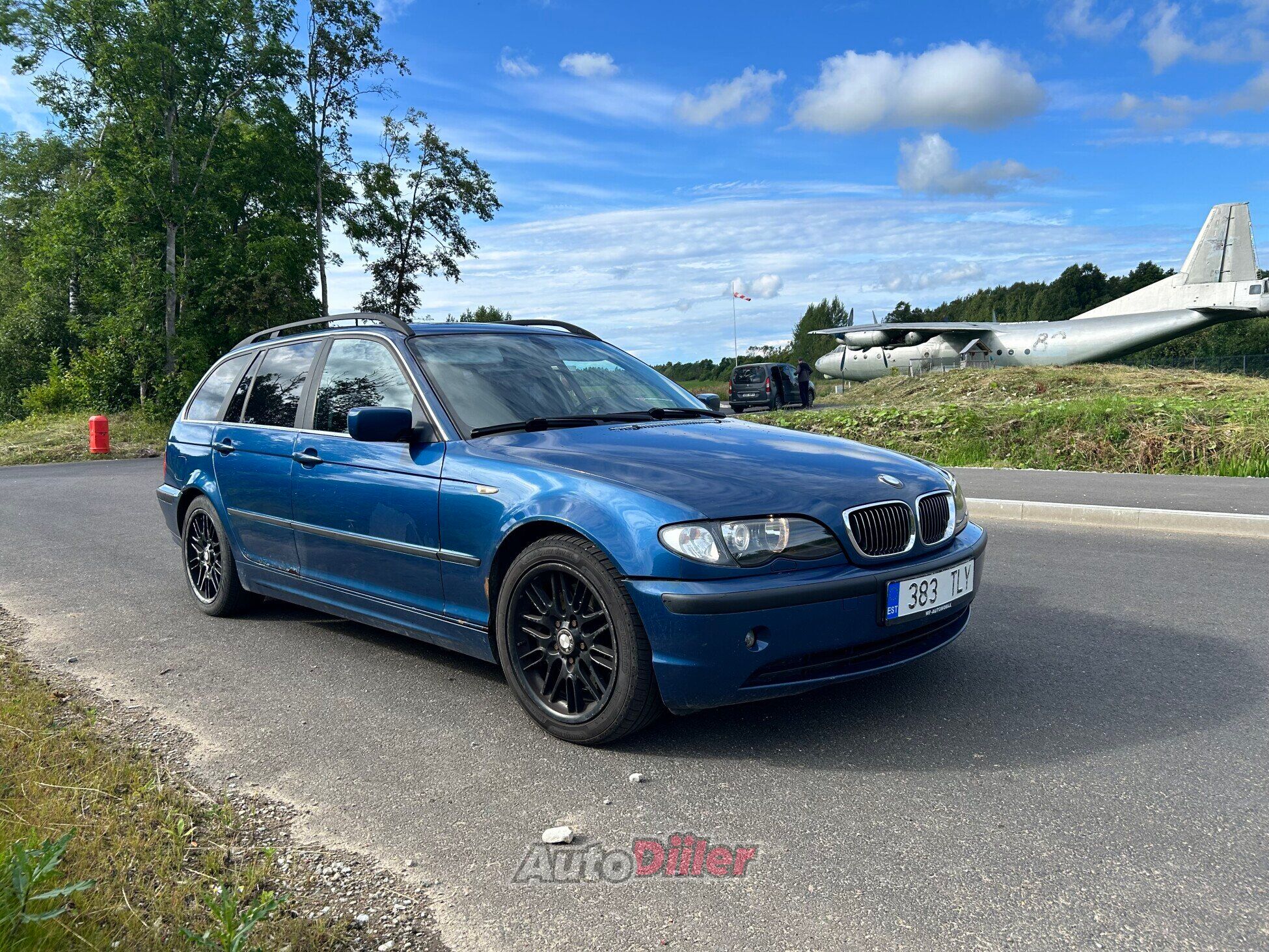 BMW 330 2.9 135kW 2002, kuva 2/7