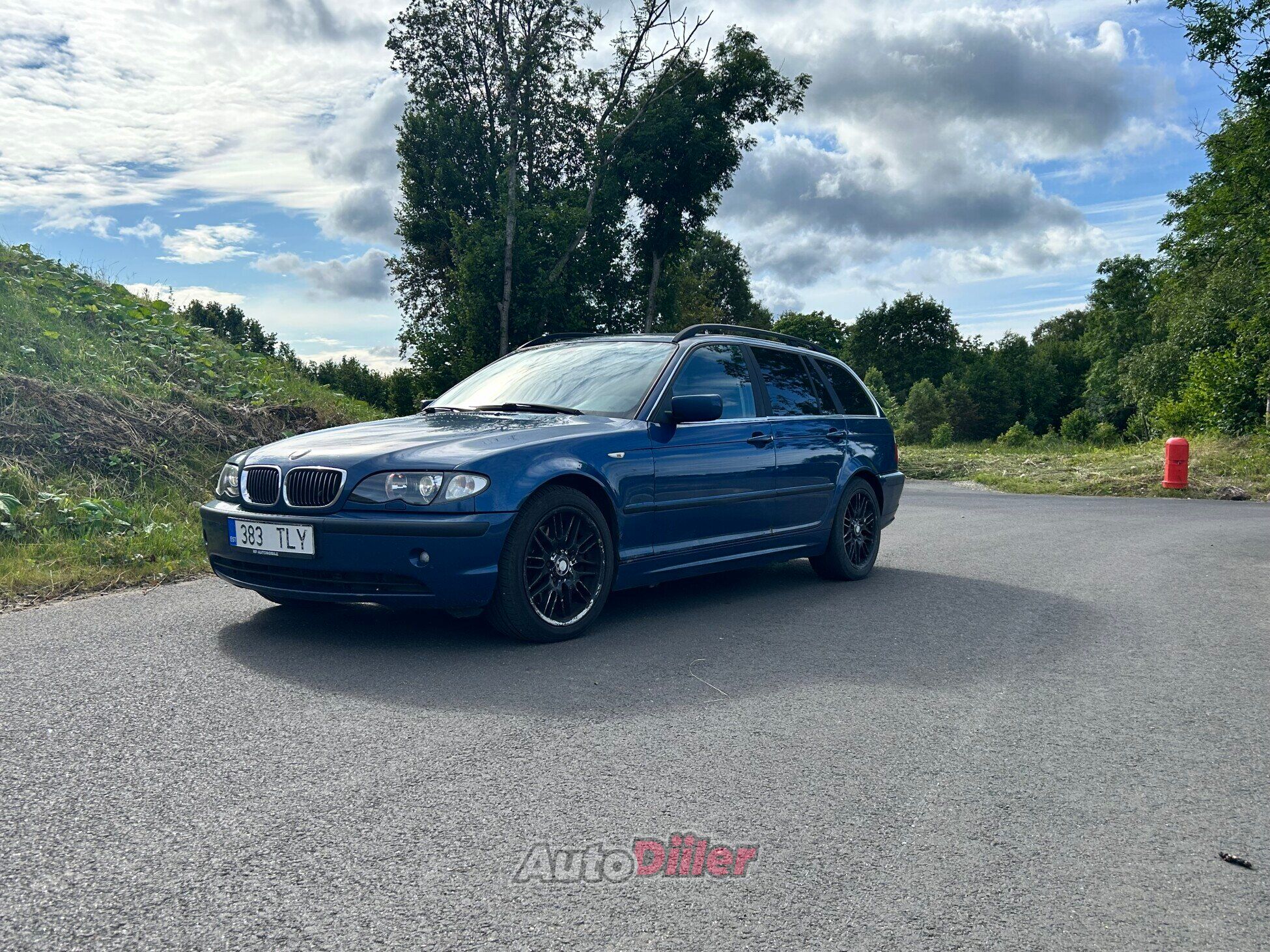 BMW 330