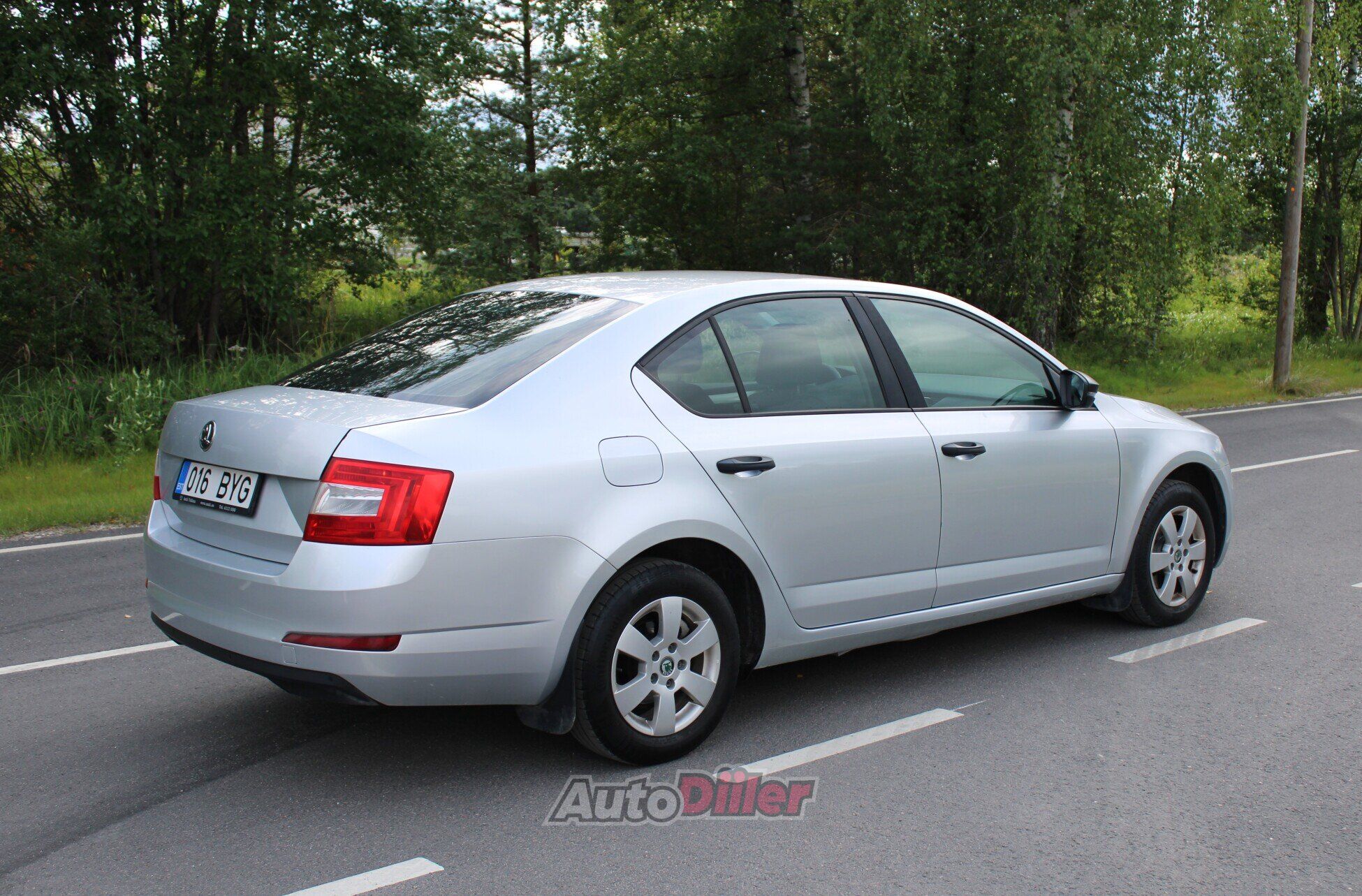 Skoda Octavia 1.2 77kW 2013, kuva 2/10