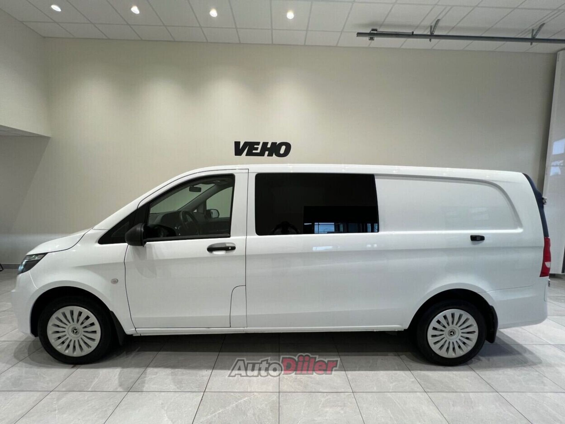 Mercedes-Benz Vito 2023, photo 3/10