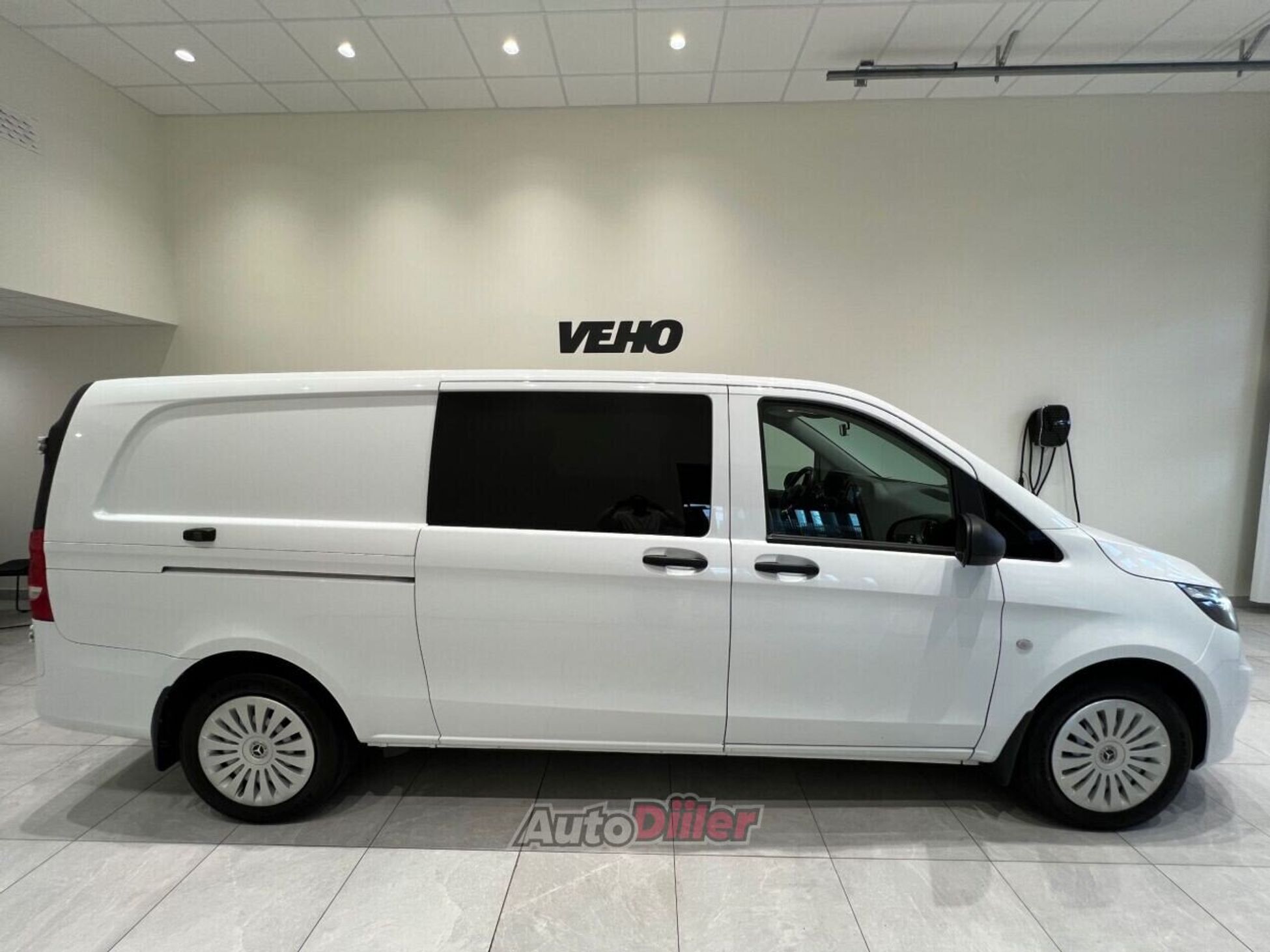 Mercedes-Benz Vito 2023, photo 4/10