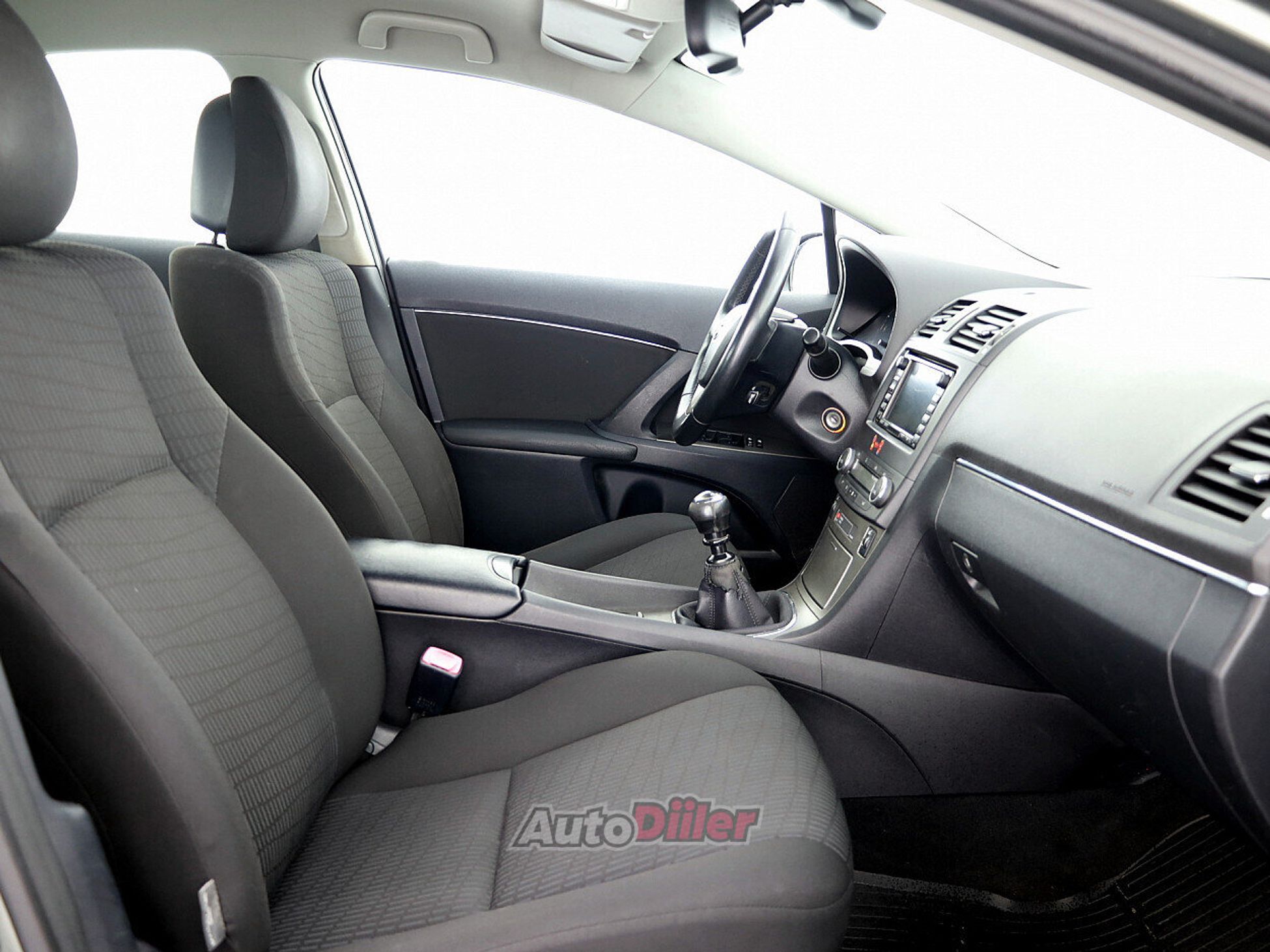 Toyota Avensis 1.8 108kW 2009, photo 6/8