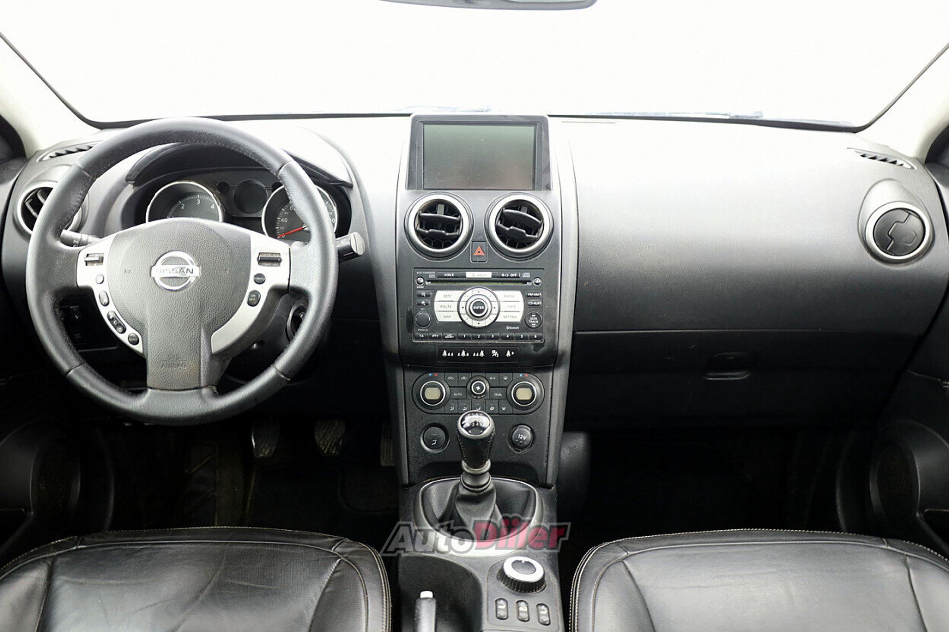 Nissan Qashqai+2 2.0 110kW 2009, photo 5/10