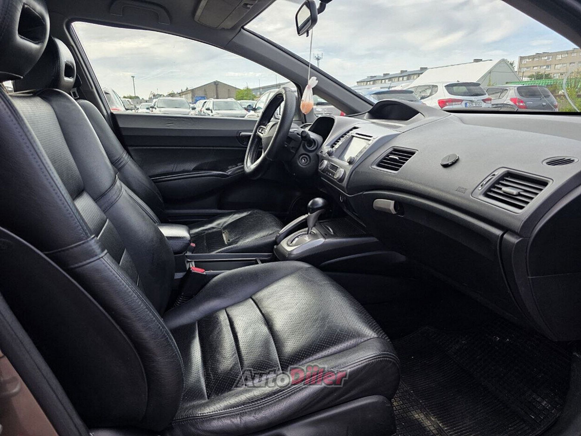 Honda Civic 1.3 70kW 2009, photo 5/6