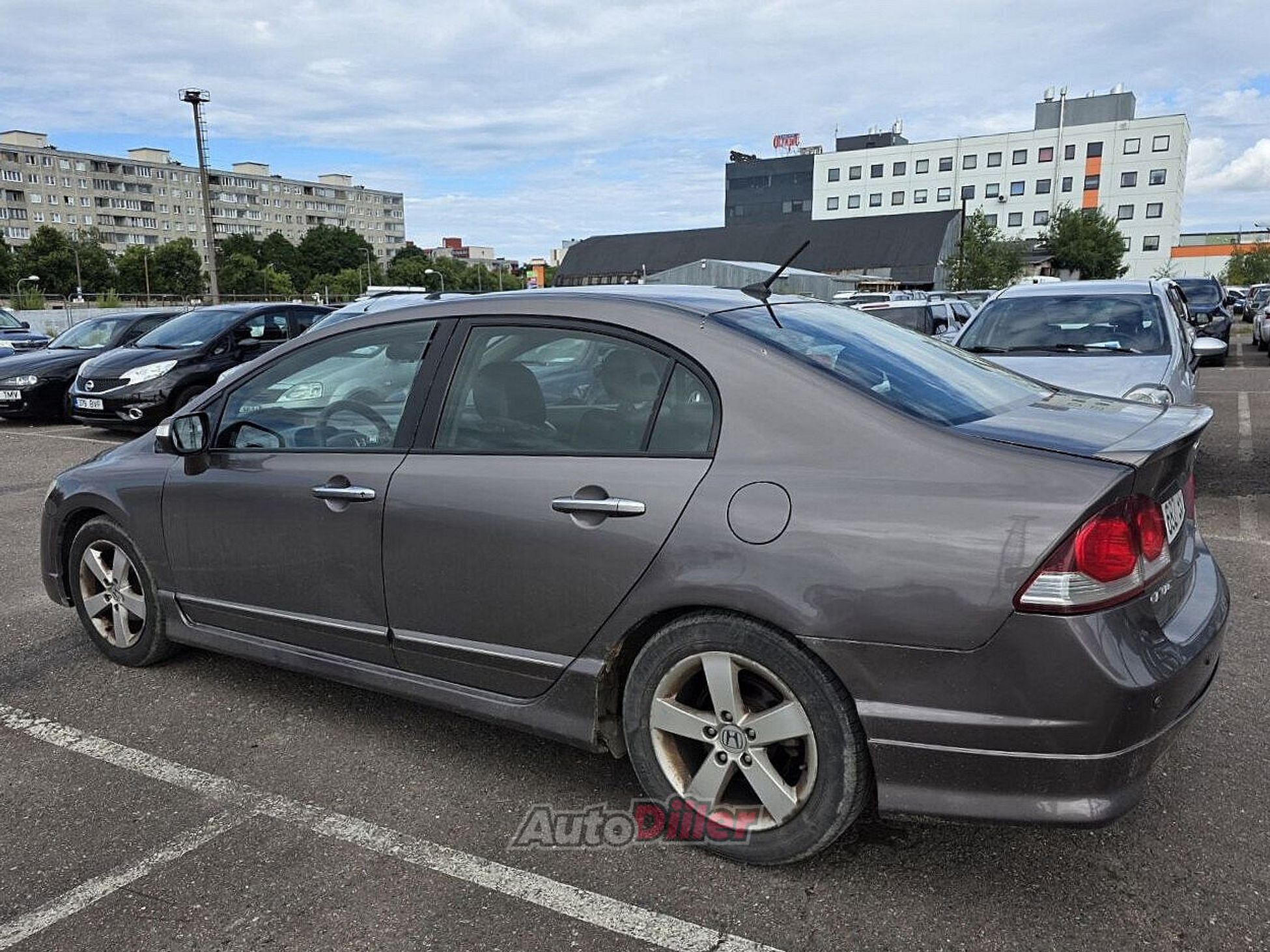 Honda Civic 1.3 70kW 2009, photo 4/6