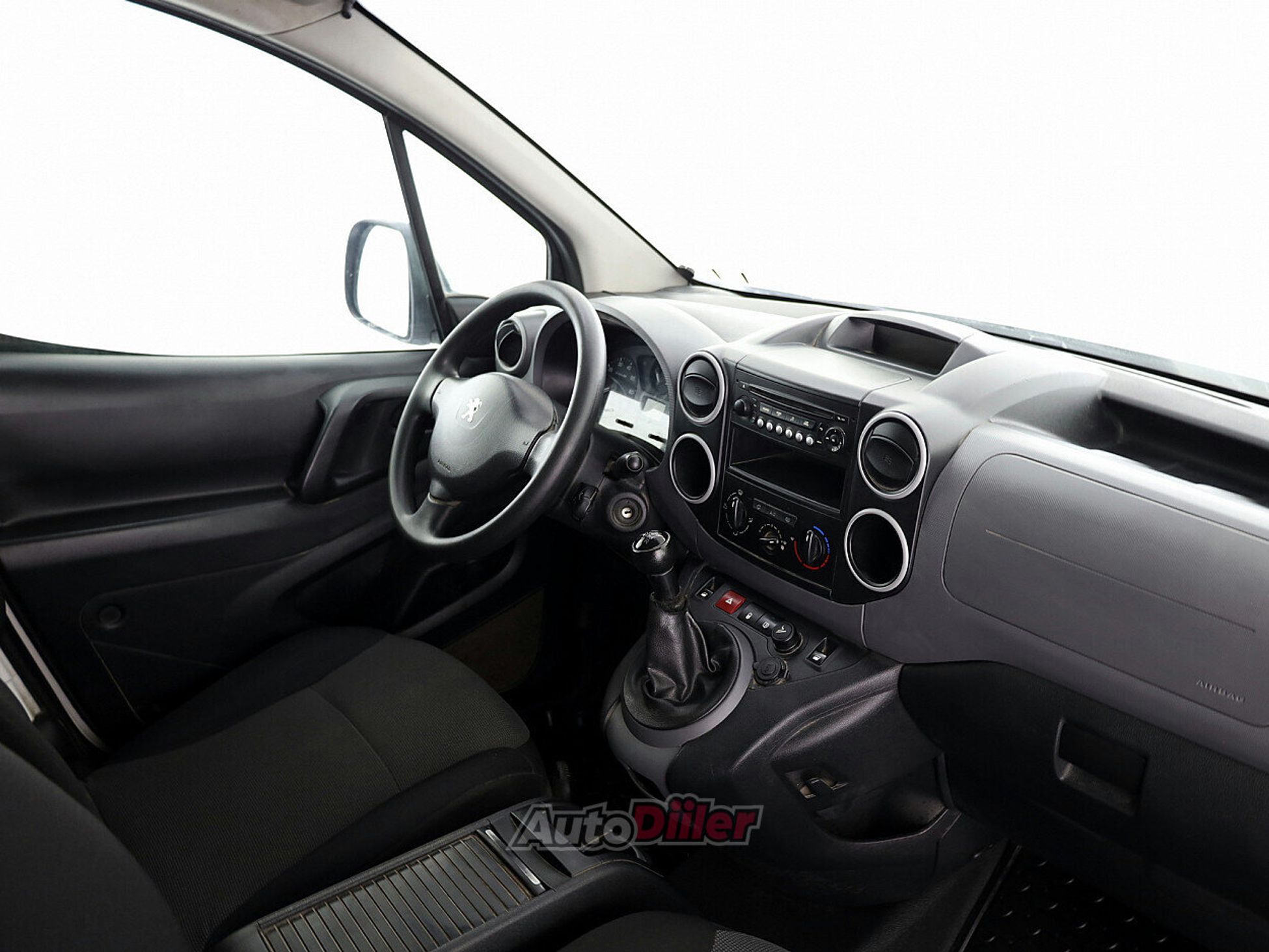 Peugeot Partner 1.6 55kW 2018, kuva 5/8