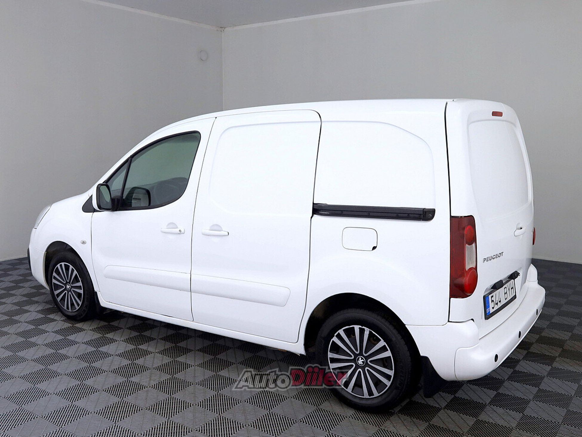 Peugeot Partner 1.6 55kW 2018, kuva 4/8
