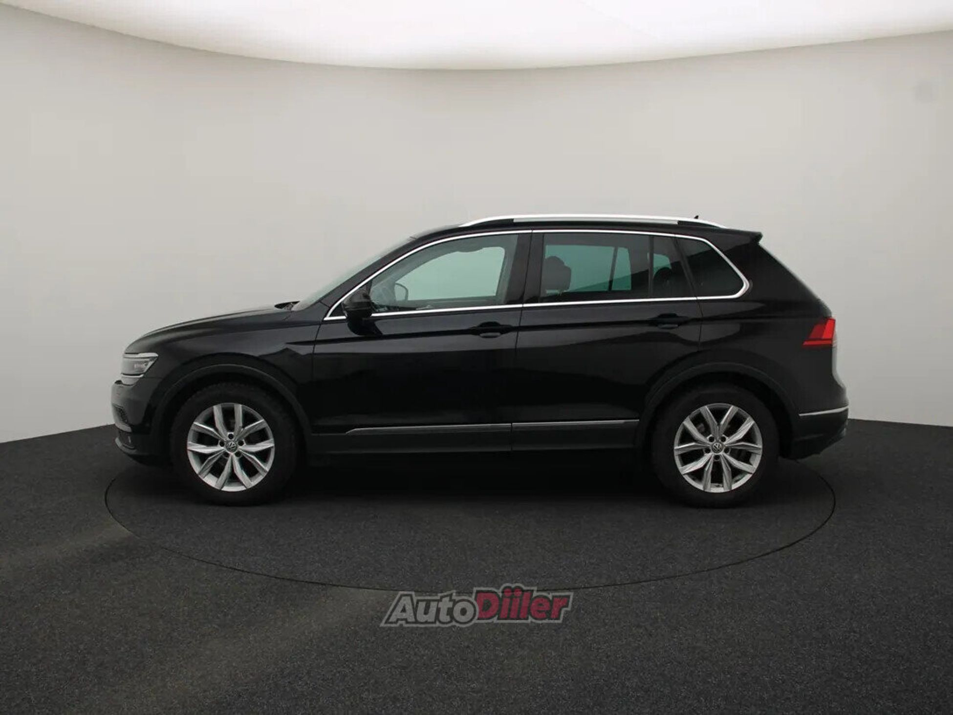 Volkswagen Tiguan Highline 1.5 110kW 2020, photo 6/10