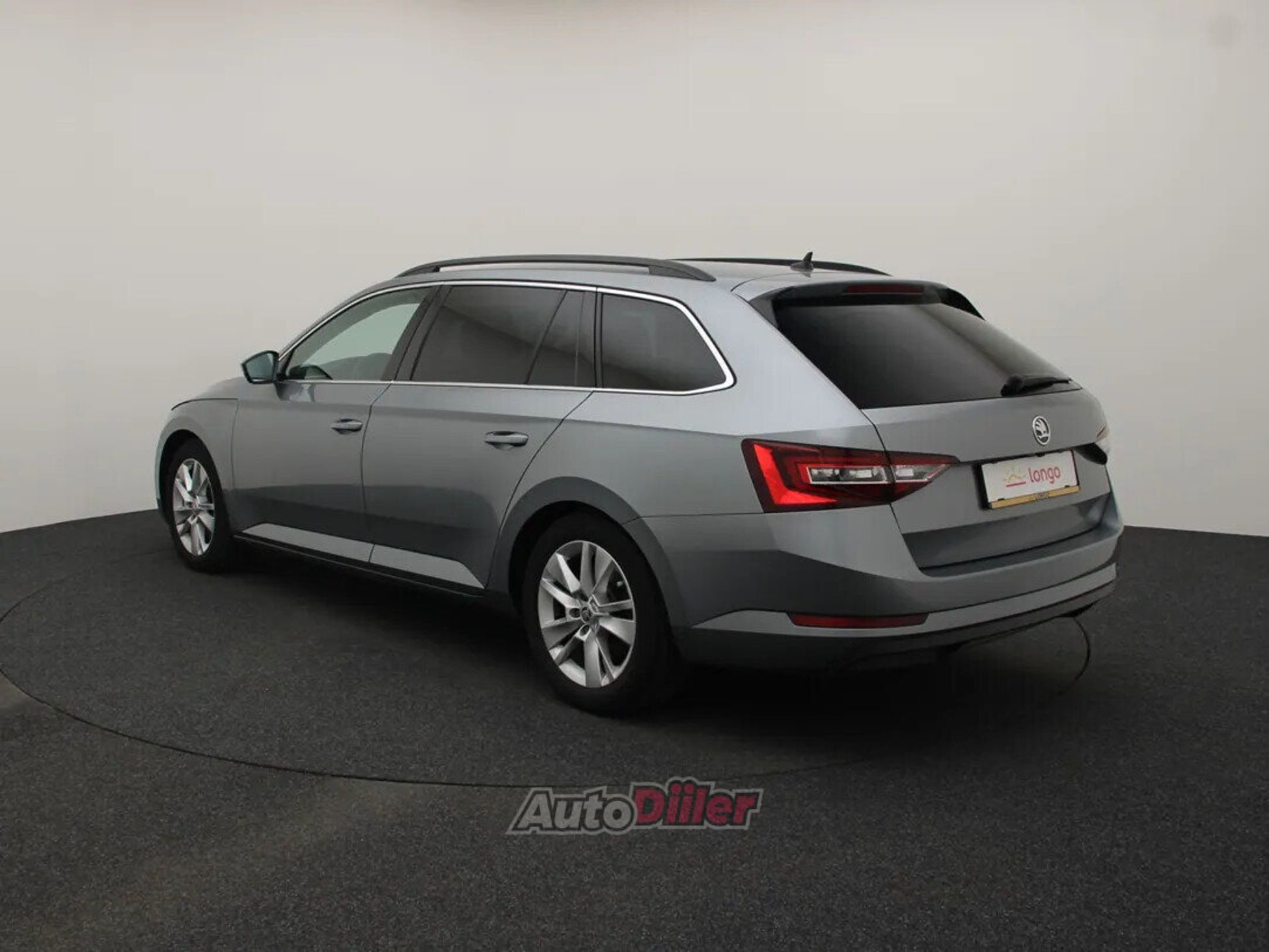 Skoda Superb Ambition Business 1.6 88kW 2018, kuva 7/10