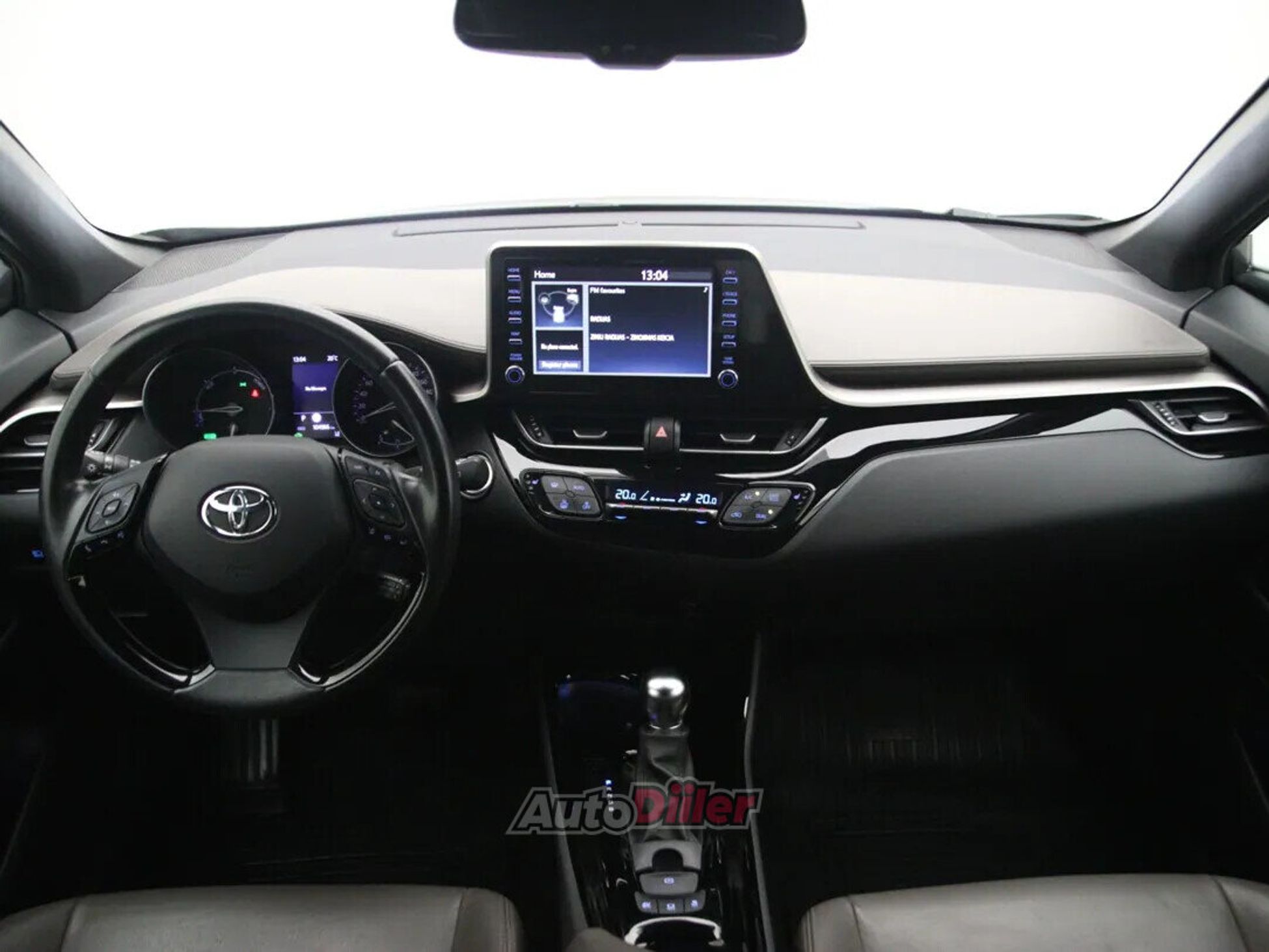 Toyota C-HR Style 1.8 90kW 2021, photo 2/10