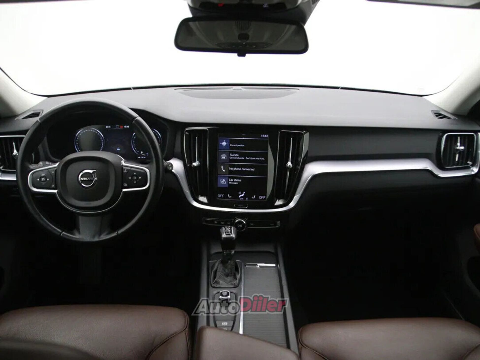 Volvo V60 Momentum 2.0 184kW 2019, photo 2/10
