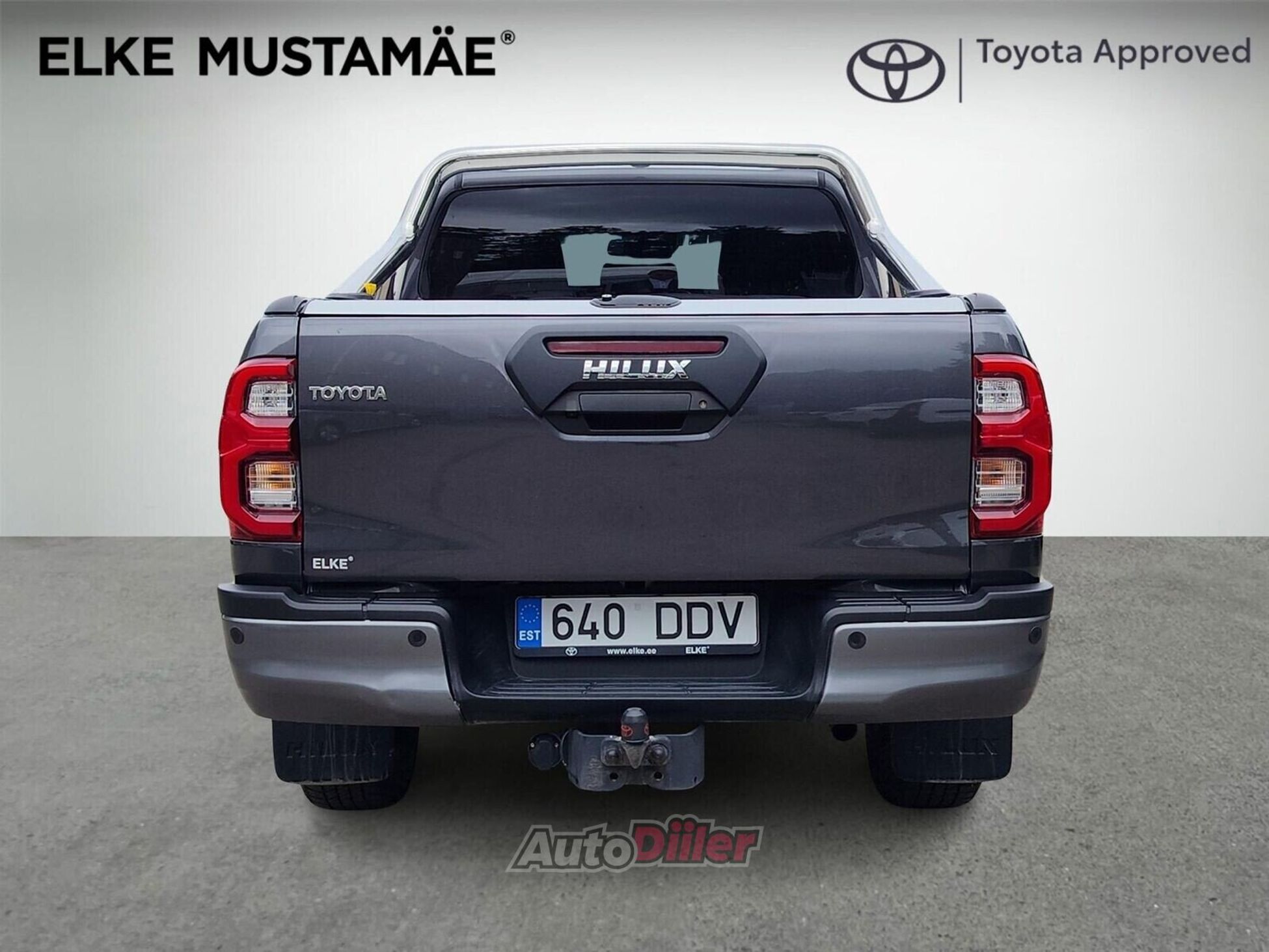 Toyota Hilux Invincible 2.8 150kW 2025, photo 4/10