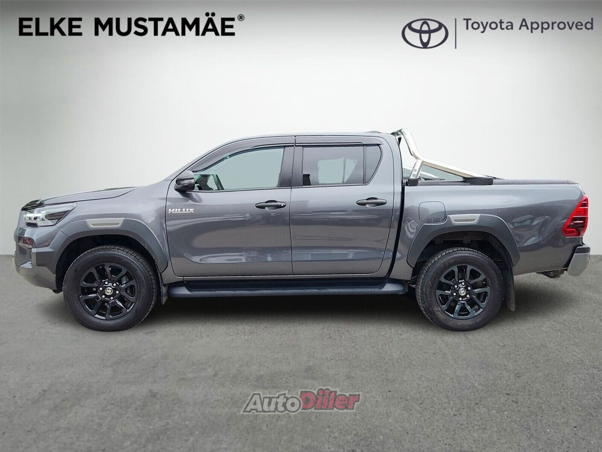 Toyota Hilux Invincible 2.8 150kW 2025, photo 3/10