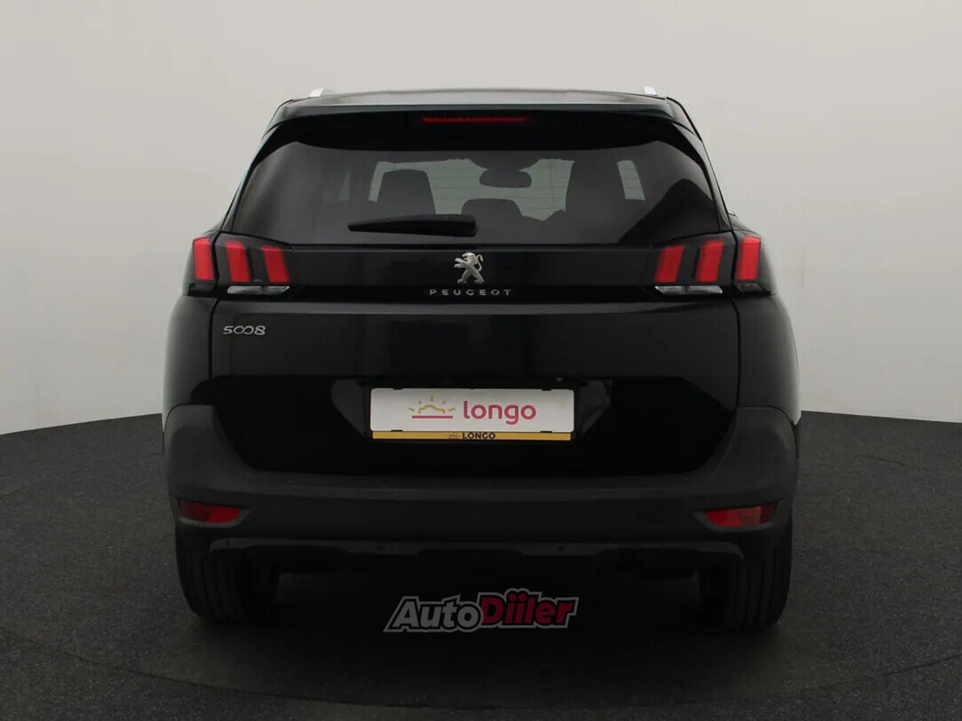 Peugeot 5008 Executive 1.2 96kW 2019, photo 5/10