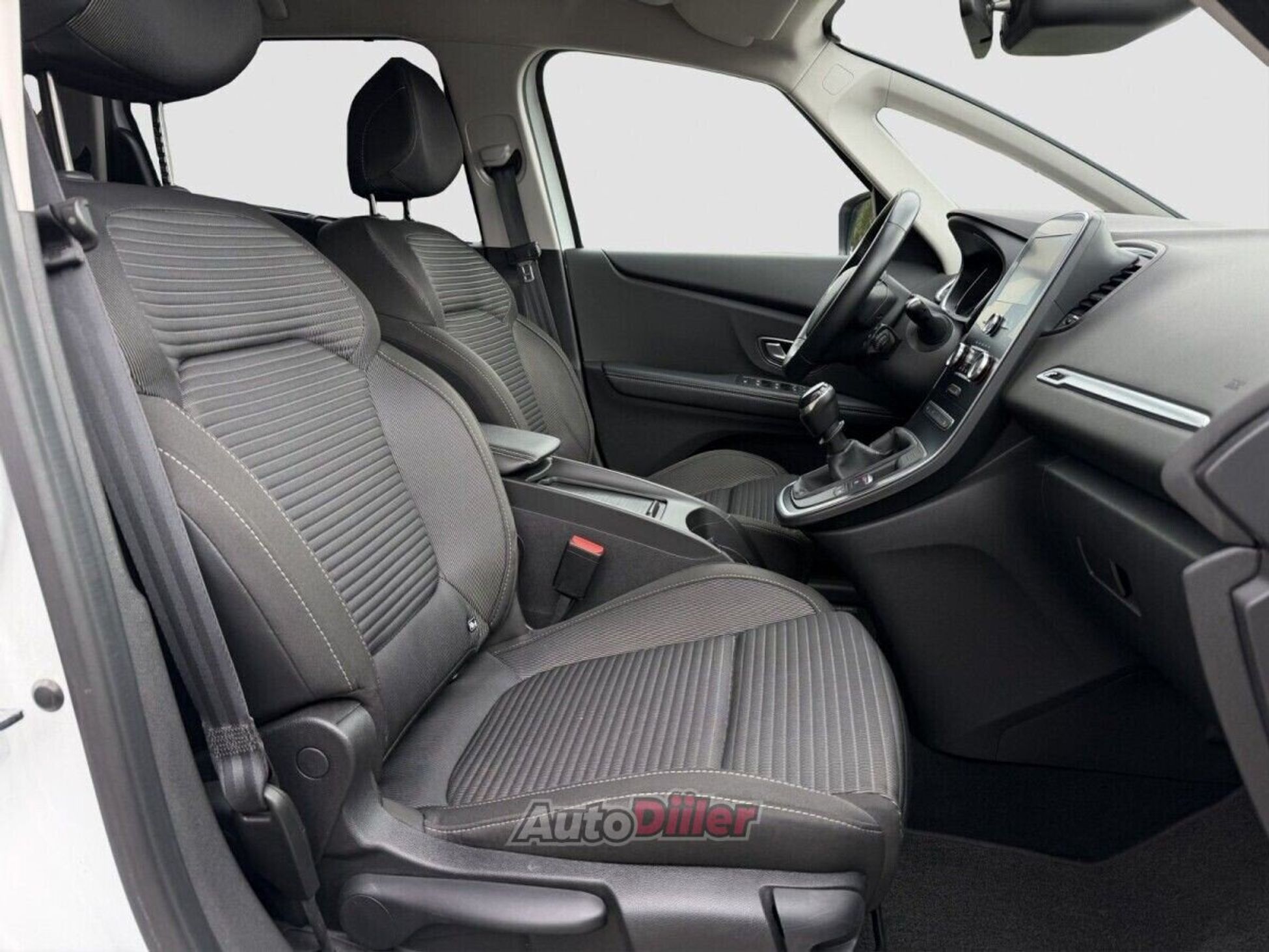 Renault Scenic 1.3 103kW 2019, kuva 5/10