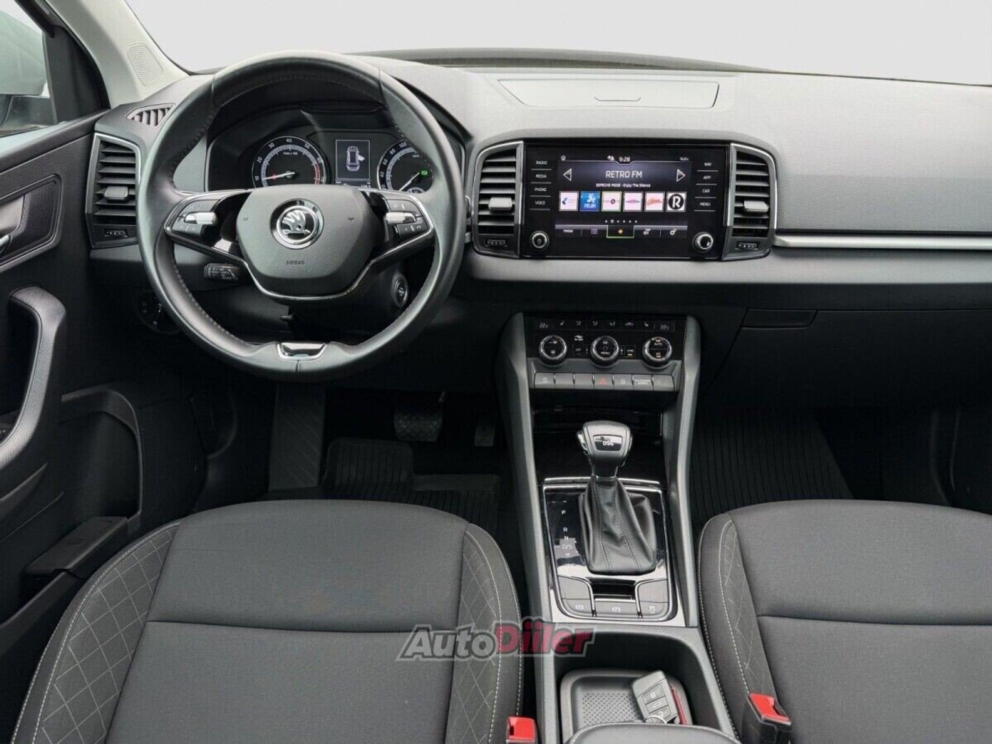 Skoda Karoq 1.5 110kW 2021, kuva 7/10