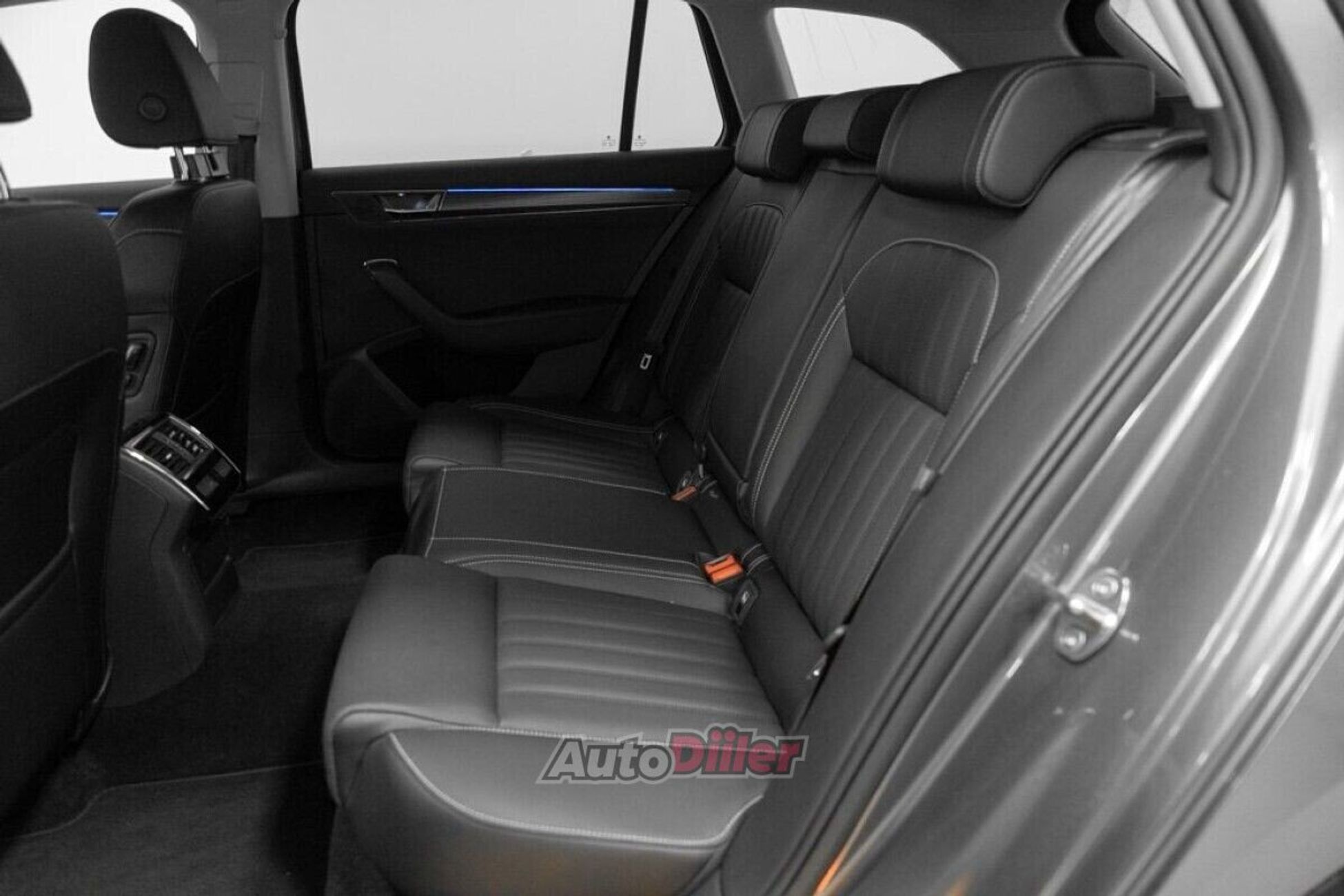 Skoda Superb 2.0 147kW 2022, kuva 6/10