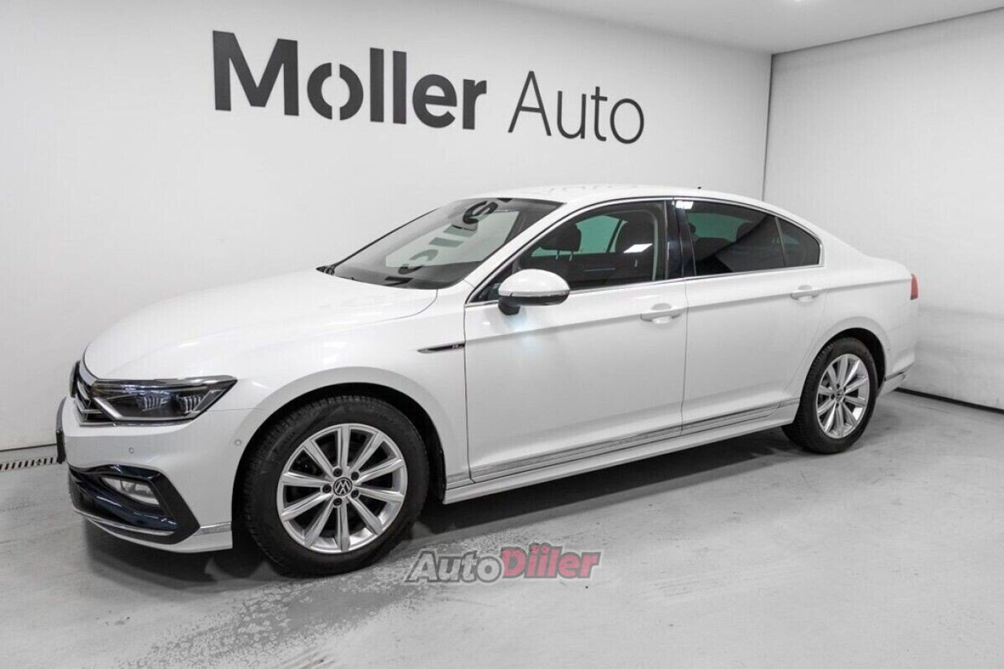 Volkswagen Passat 1.5 110kW 2021, photo 2/10