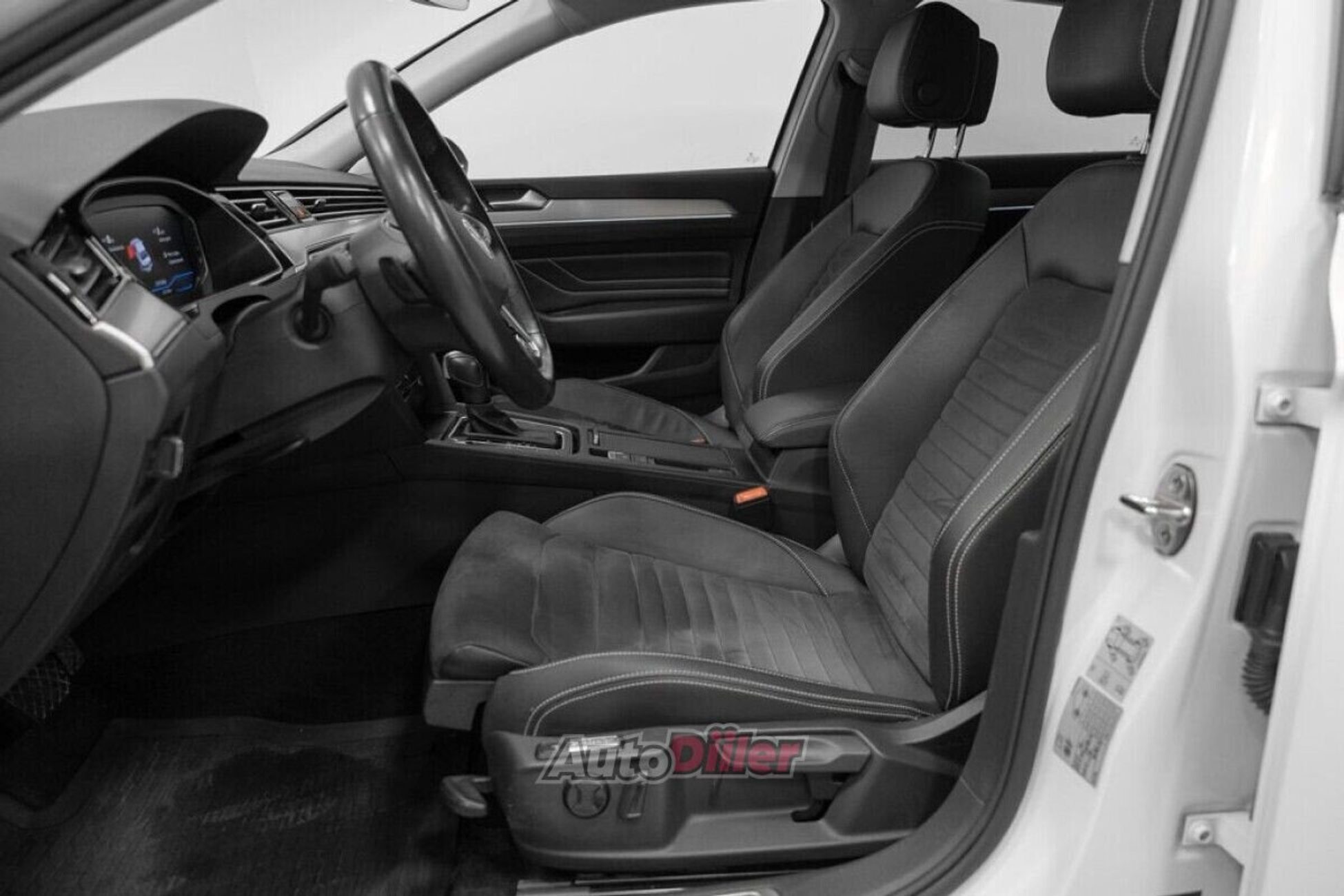 Volkswagen Passat 1.5 110kW 2021, photo 5/10
