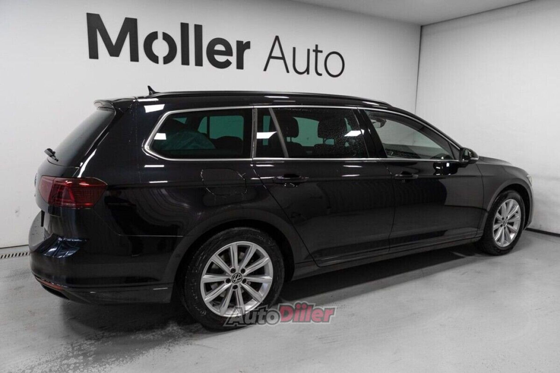 Volkswagen Passat 2.0 110kW 2023, photo 6/10