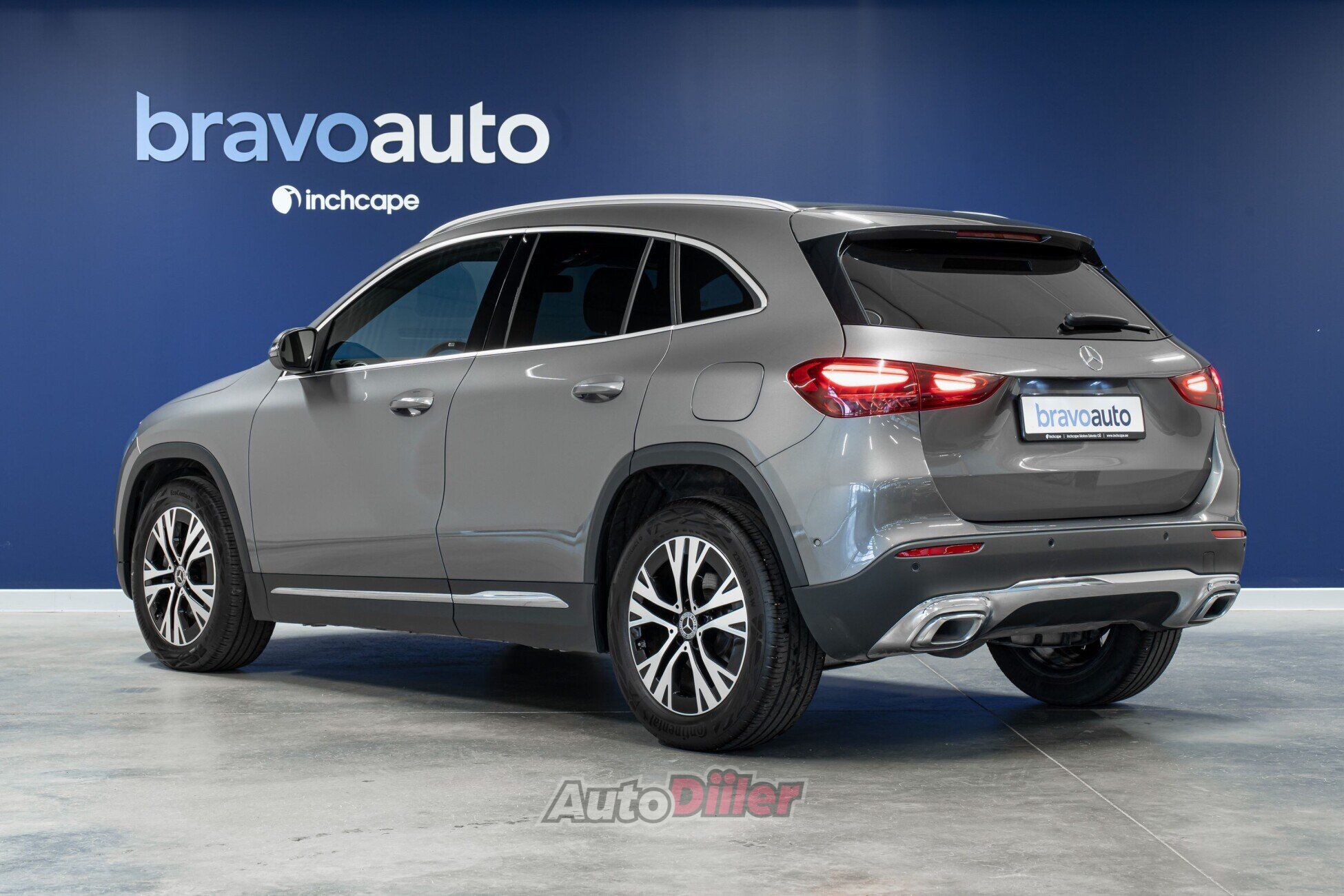 Mercedes-Benz GLA 180 2024, photo 4/10