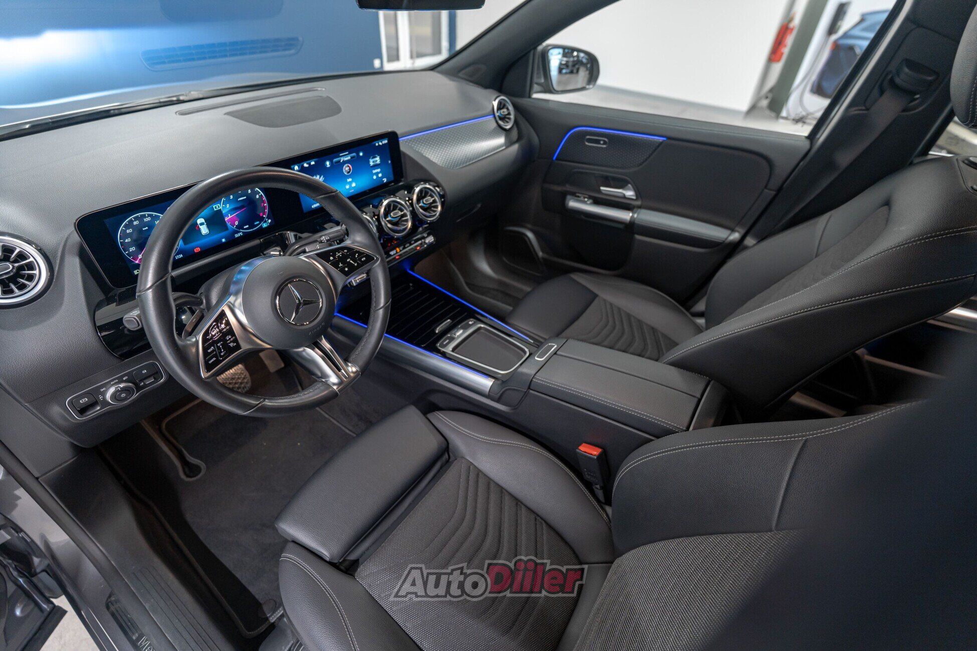 Mercedes-Benz GLA 180 2024, photo 5/10