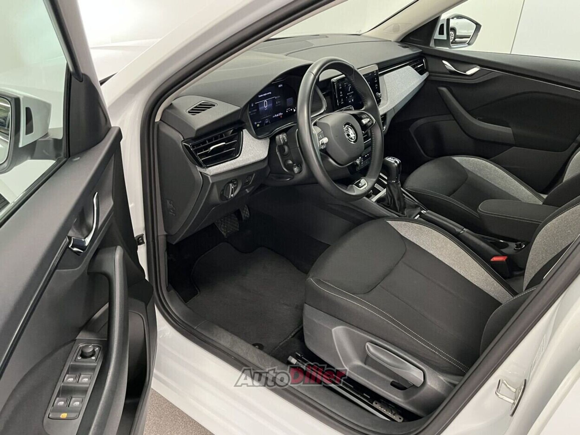 Skoda Kamiq Selection FL 1.0 85kW 2024, photo 6/10