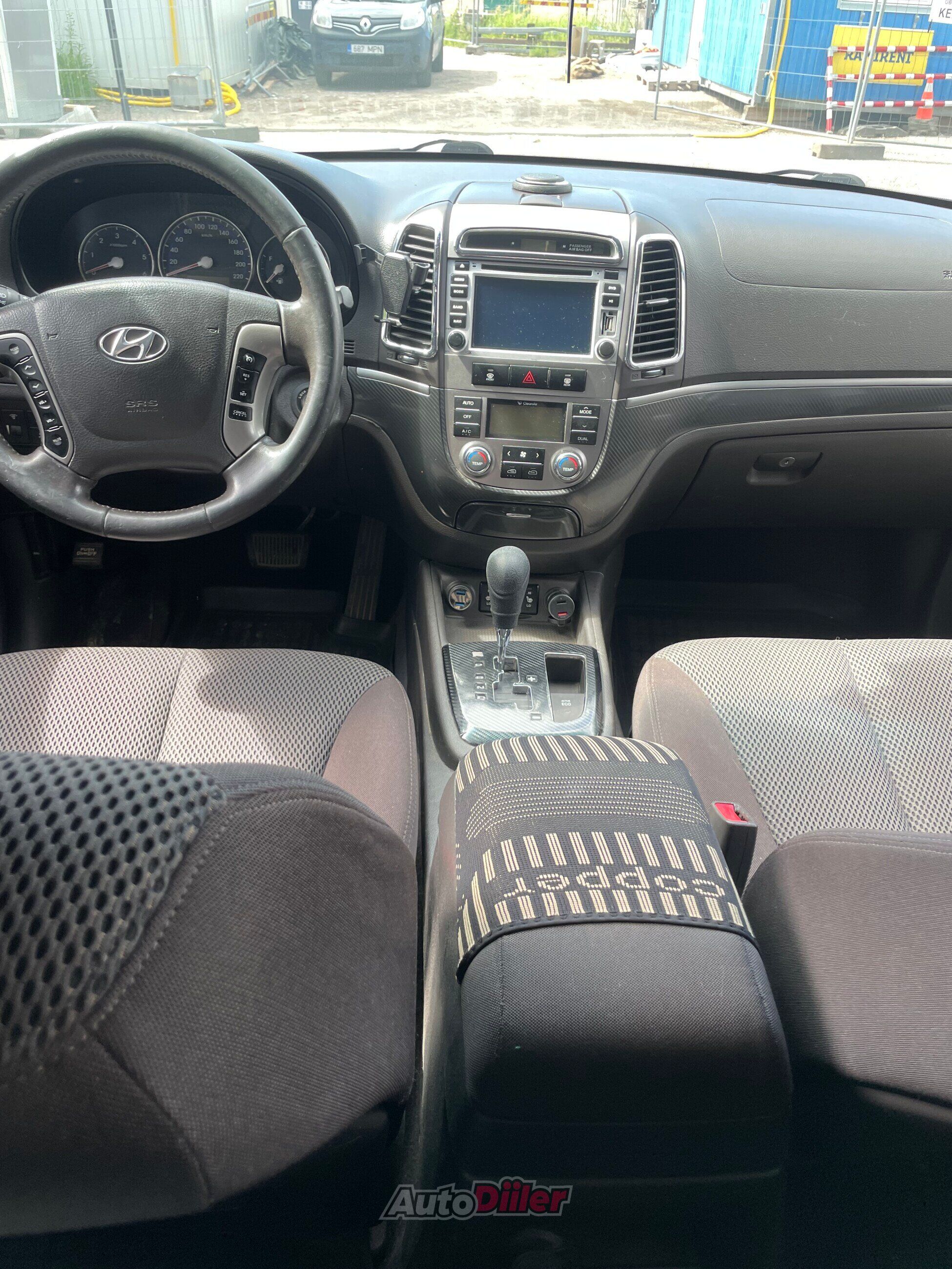 Hyundai Santa Fe 2.2 145kW 2011, photo 8/8