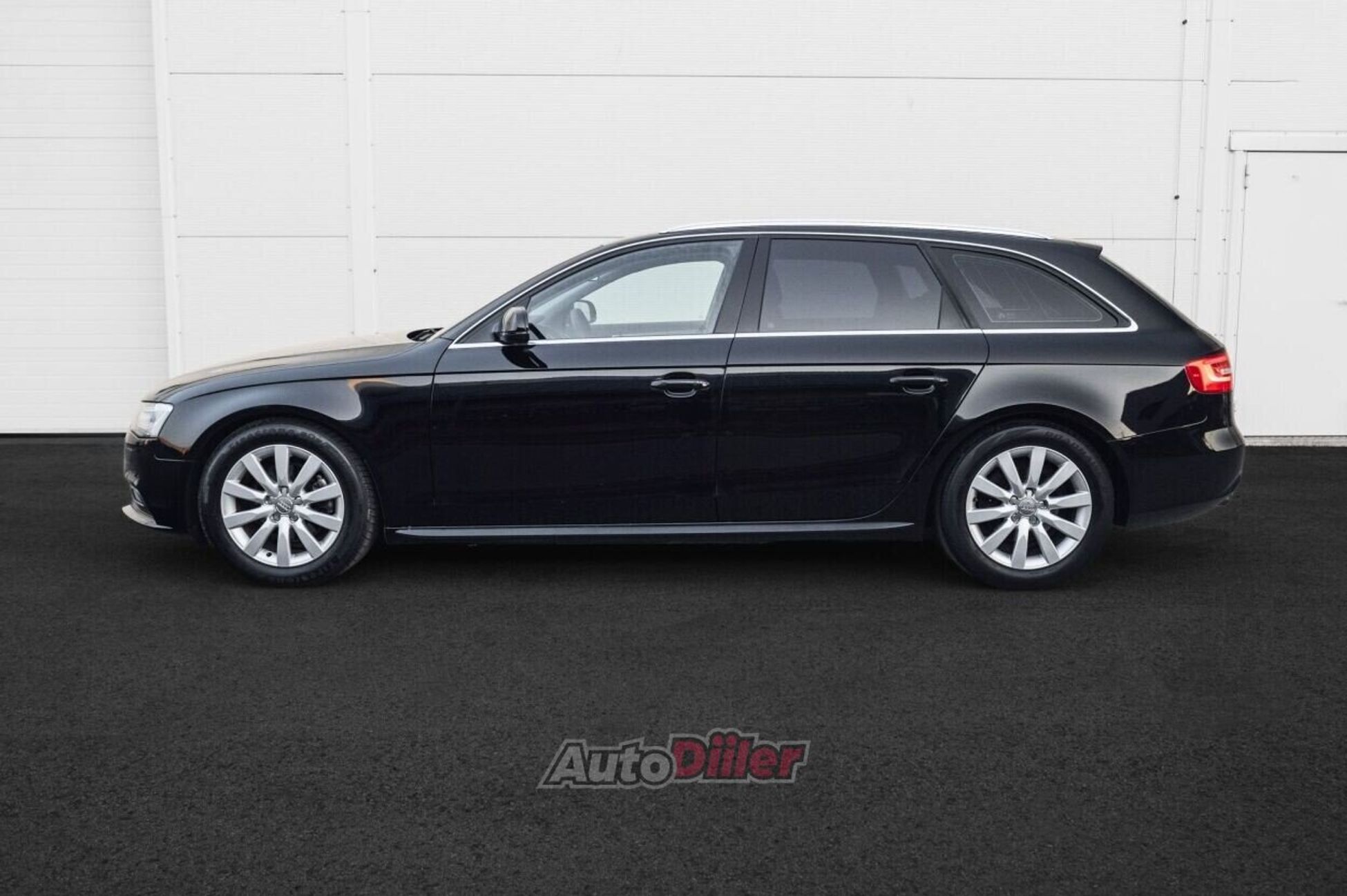 Audi A4 Avant Quattro Facelift 2.0 130kW 2013, kuva 5/10