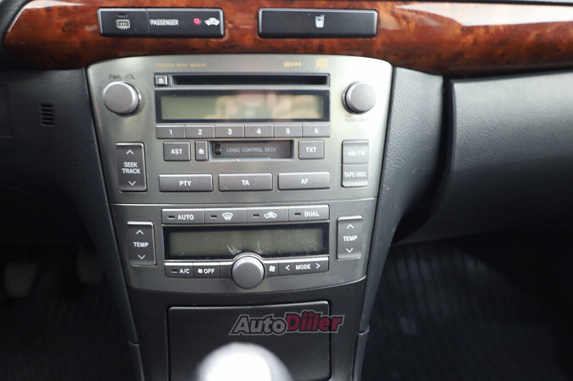 Toyota Avensis 2.0 108kW 2005, photo 8/8