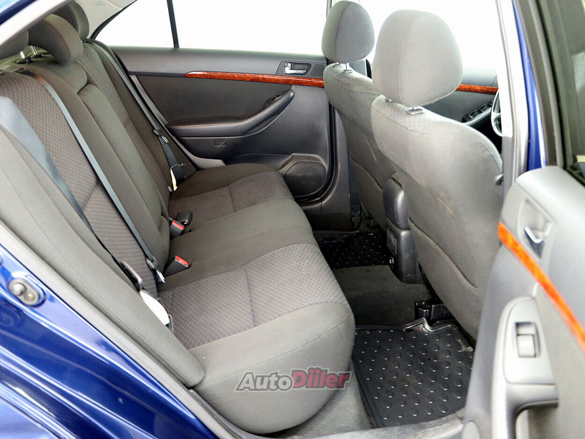 Toyota Avensis 2.0 108kW 2005, photo 7/8