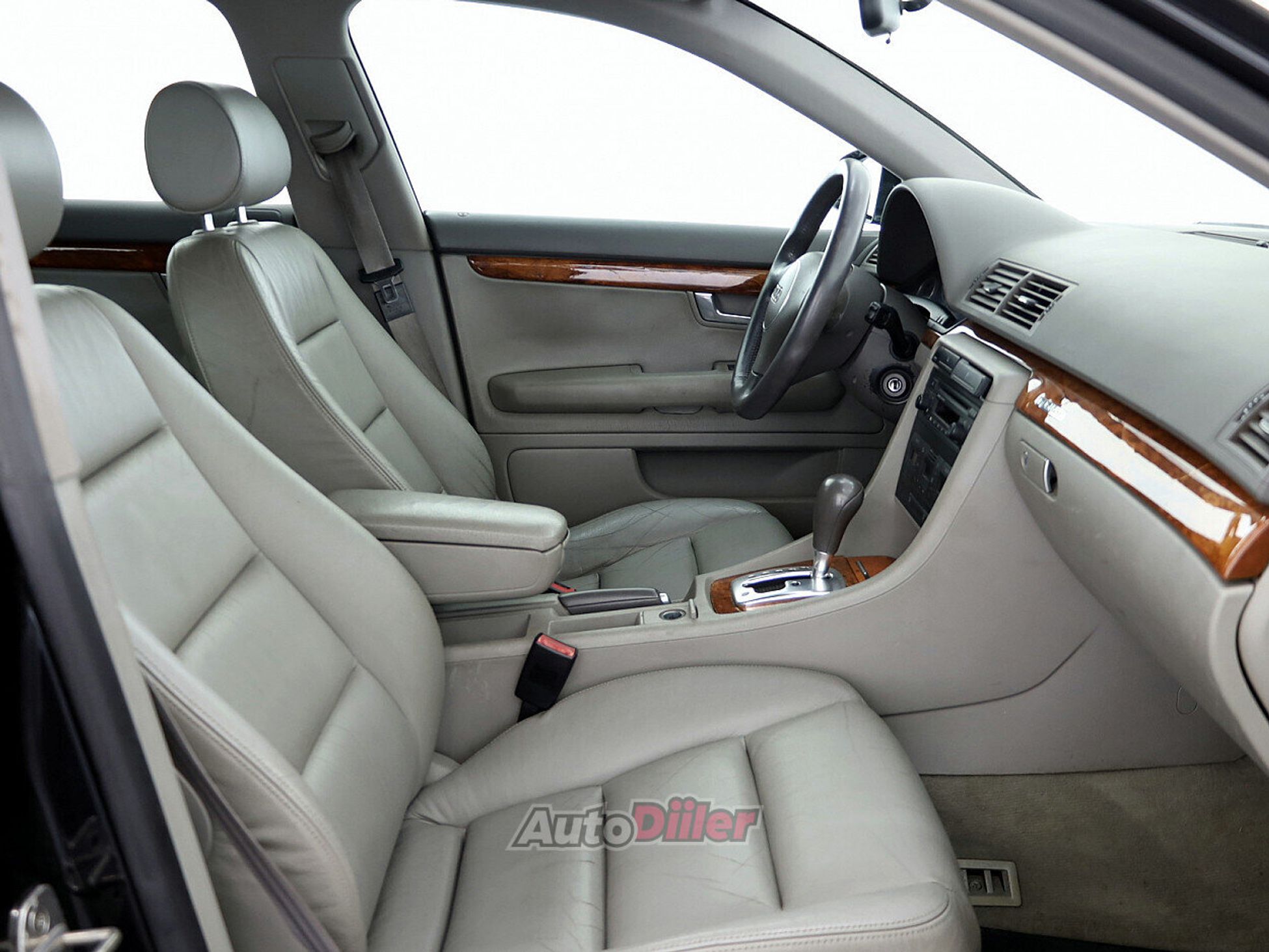 Audi A4 3.0 162kW 2002, photo 6/7