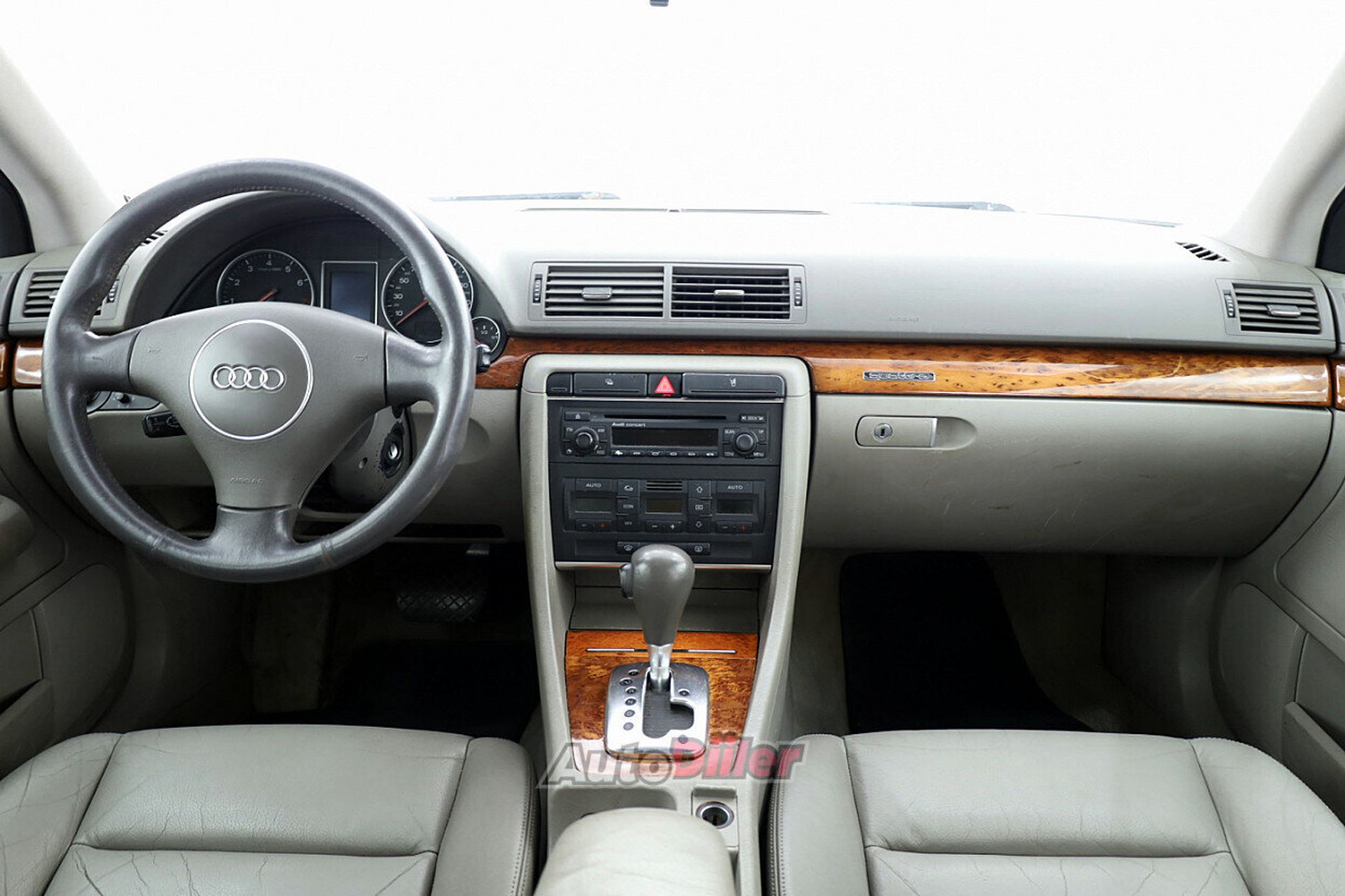Audi A4 3.0 162kW 2002, photo 5/7