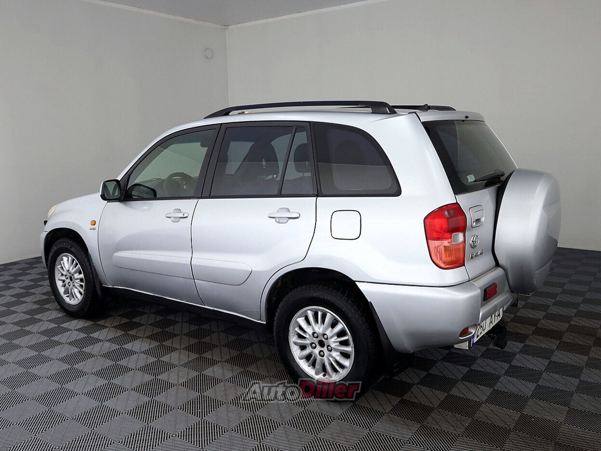 Toyota RAV4 2.0 110kW 2002, photo 4/7