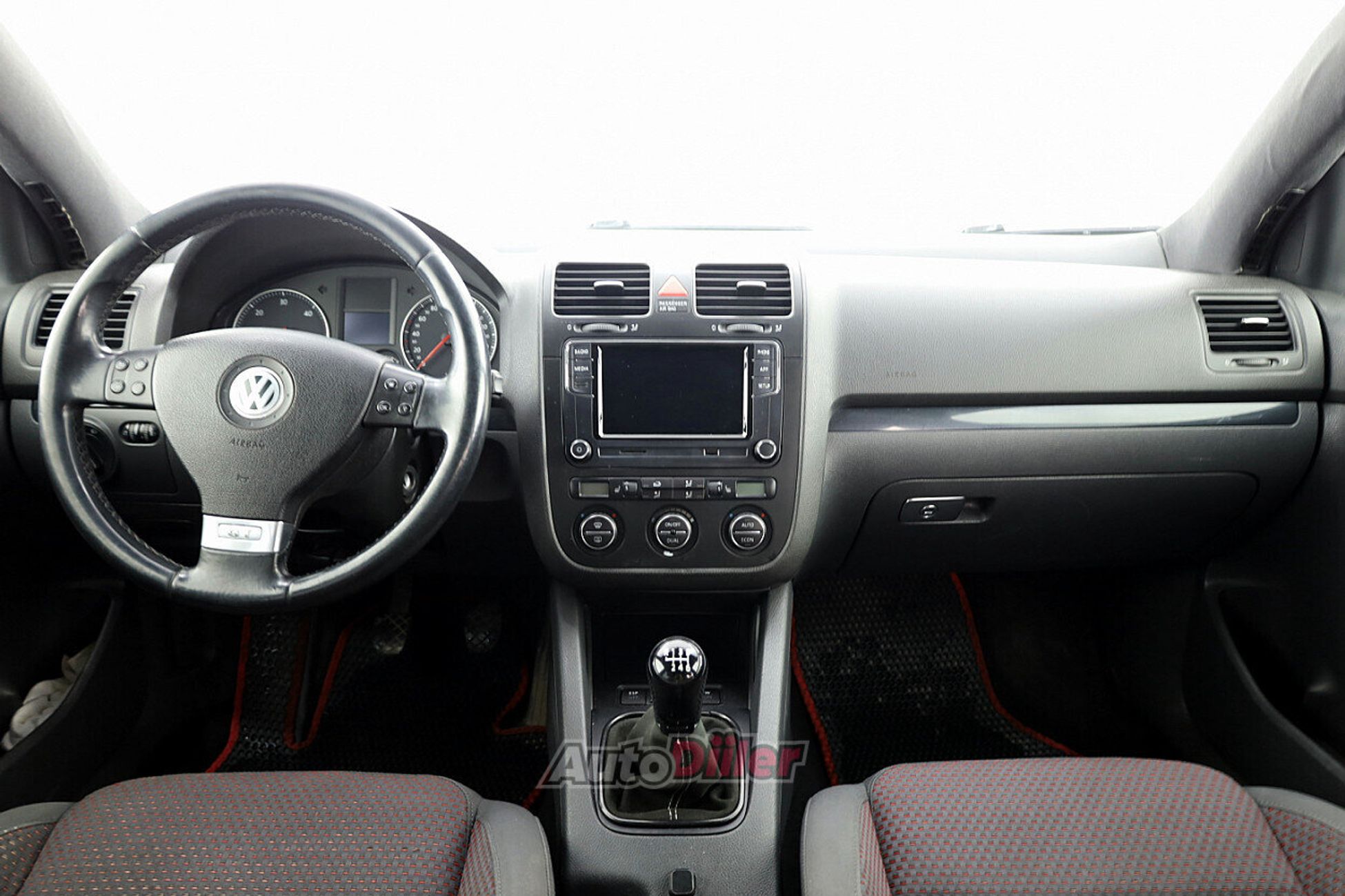 Volkswagen Golf 2.0 125kW 2007, kuva 5/9