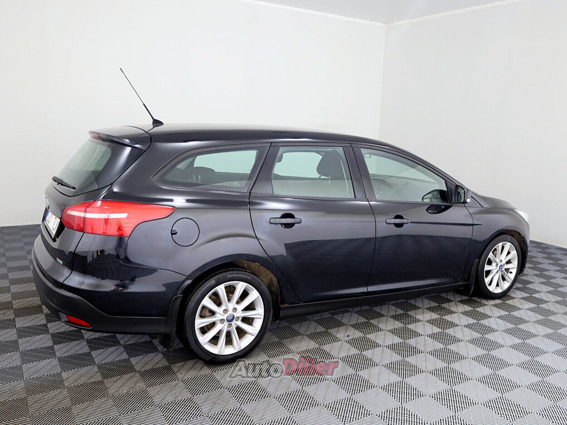 Ford Focus 1.0 92kW 2016, photo 3/7