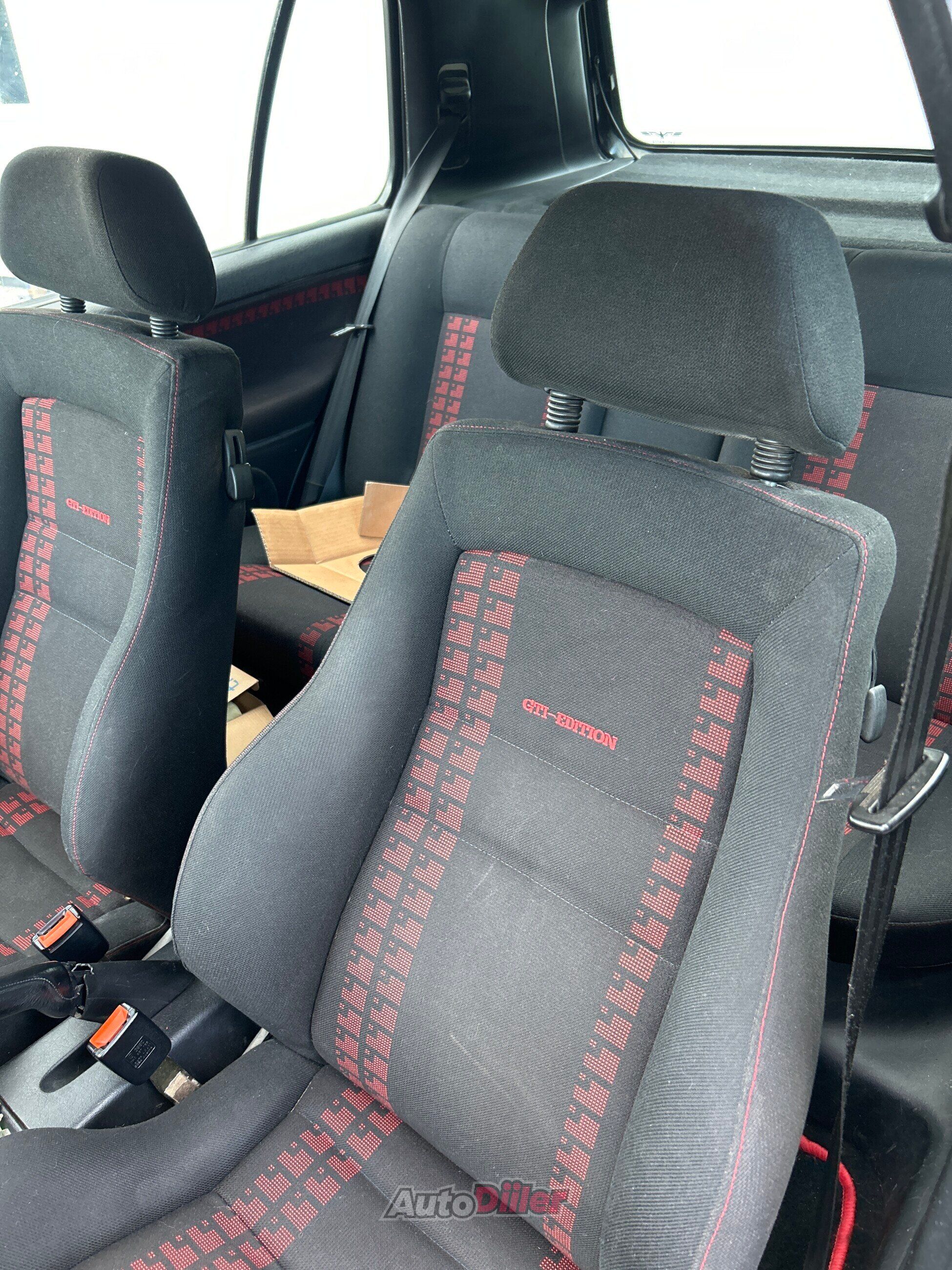 Volkswagen Golf GTI 2.0 85kW 1994, photo 7/10