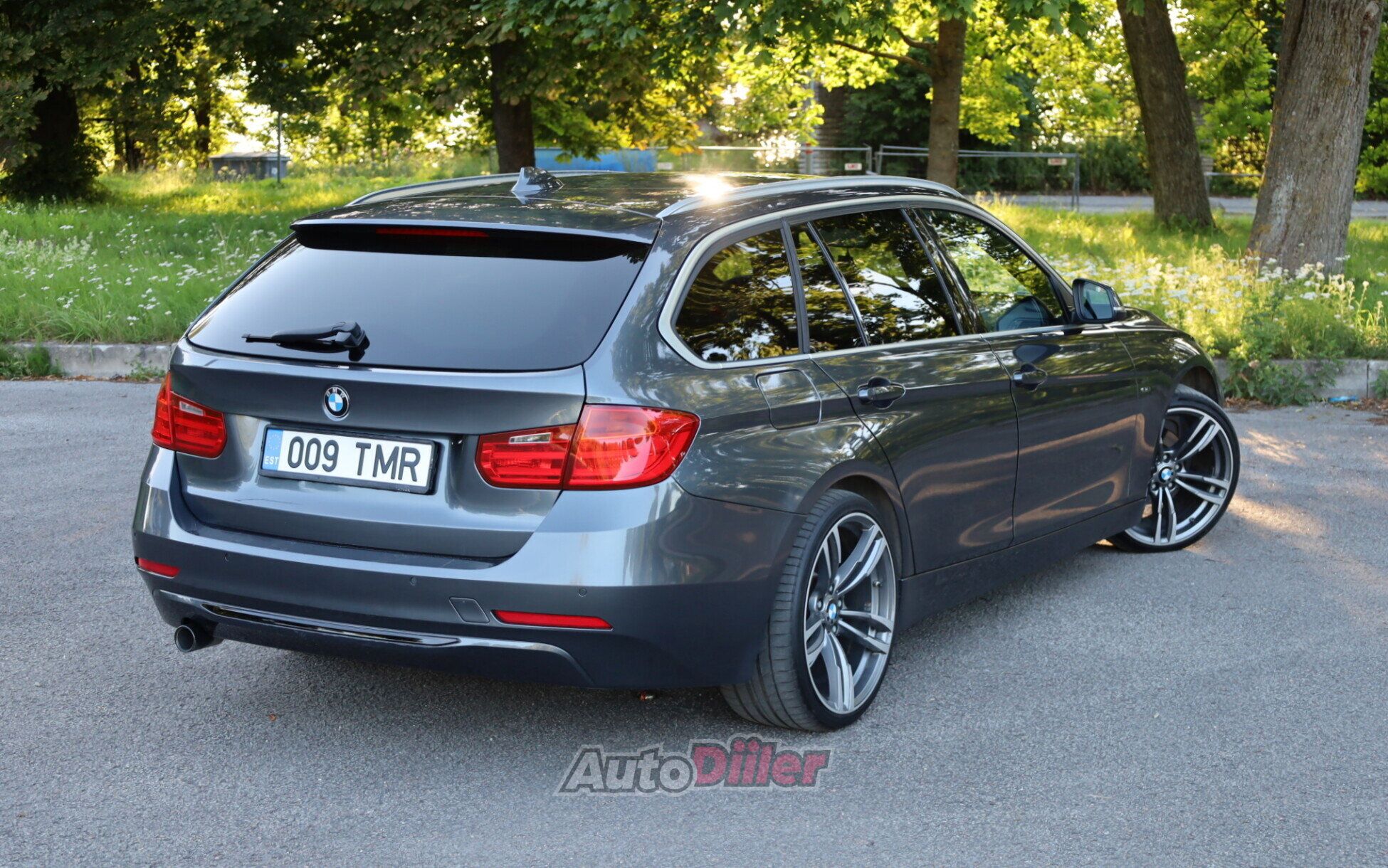 BMW 320 Sport 2.0 120kW 2014, photo 3/10