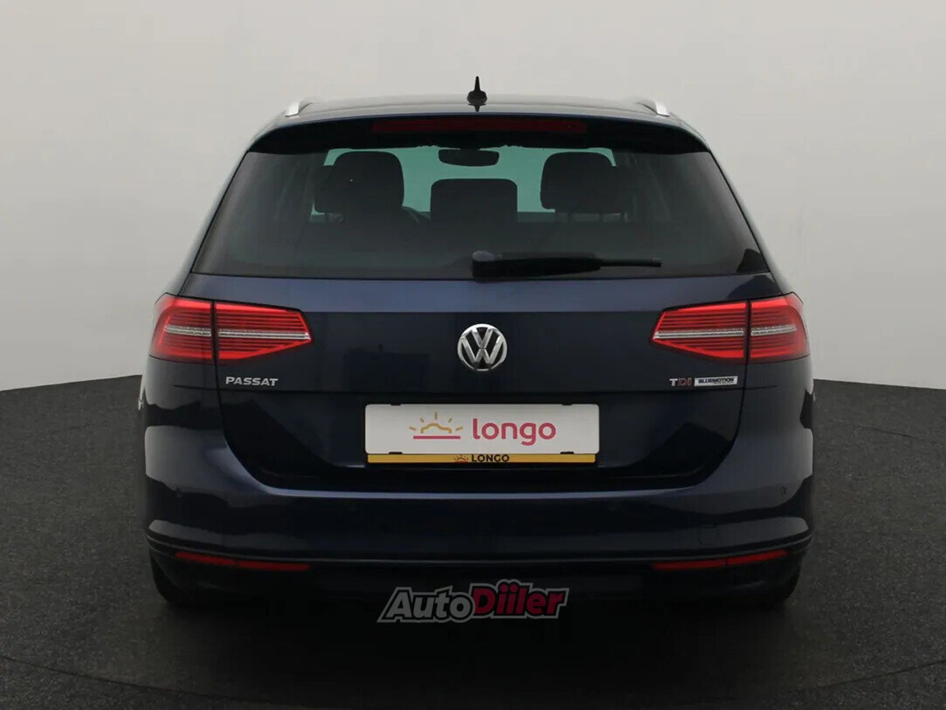 Volkswagen Passat 2015, photo 5/10