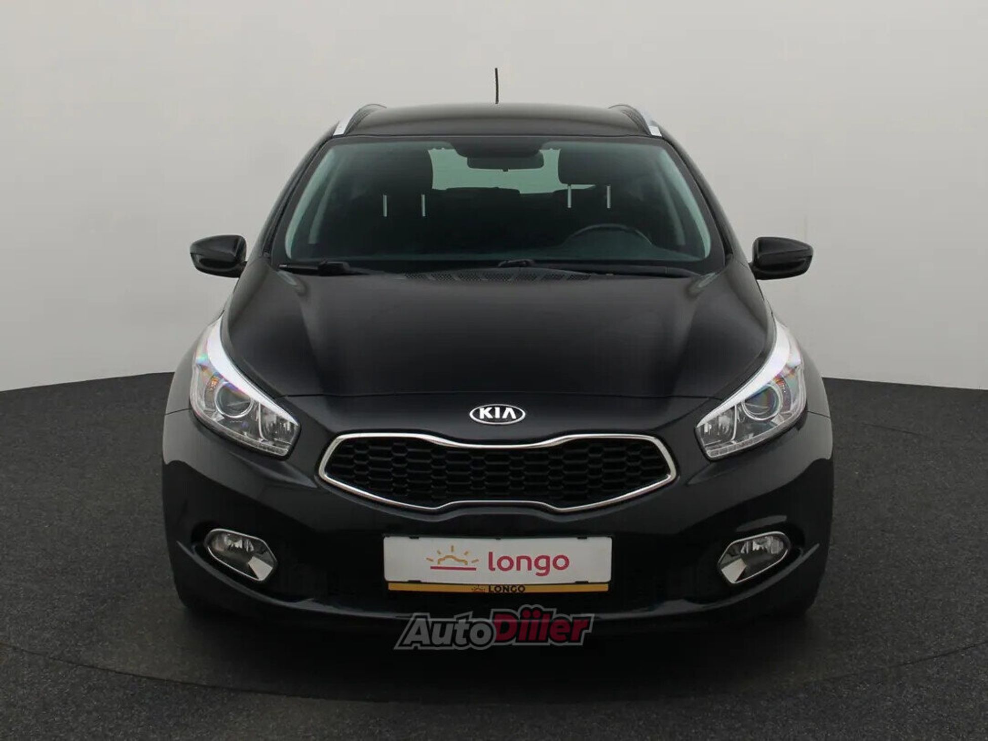 Kia cee'd / Ceed ComfortLine 1.6 99kW 2015, kuva 3/10