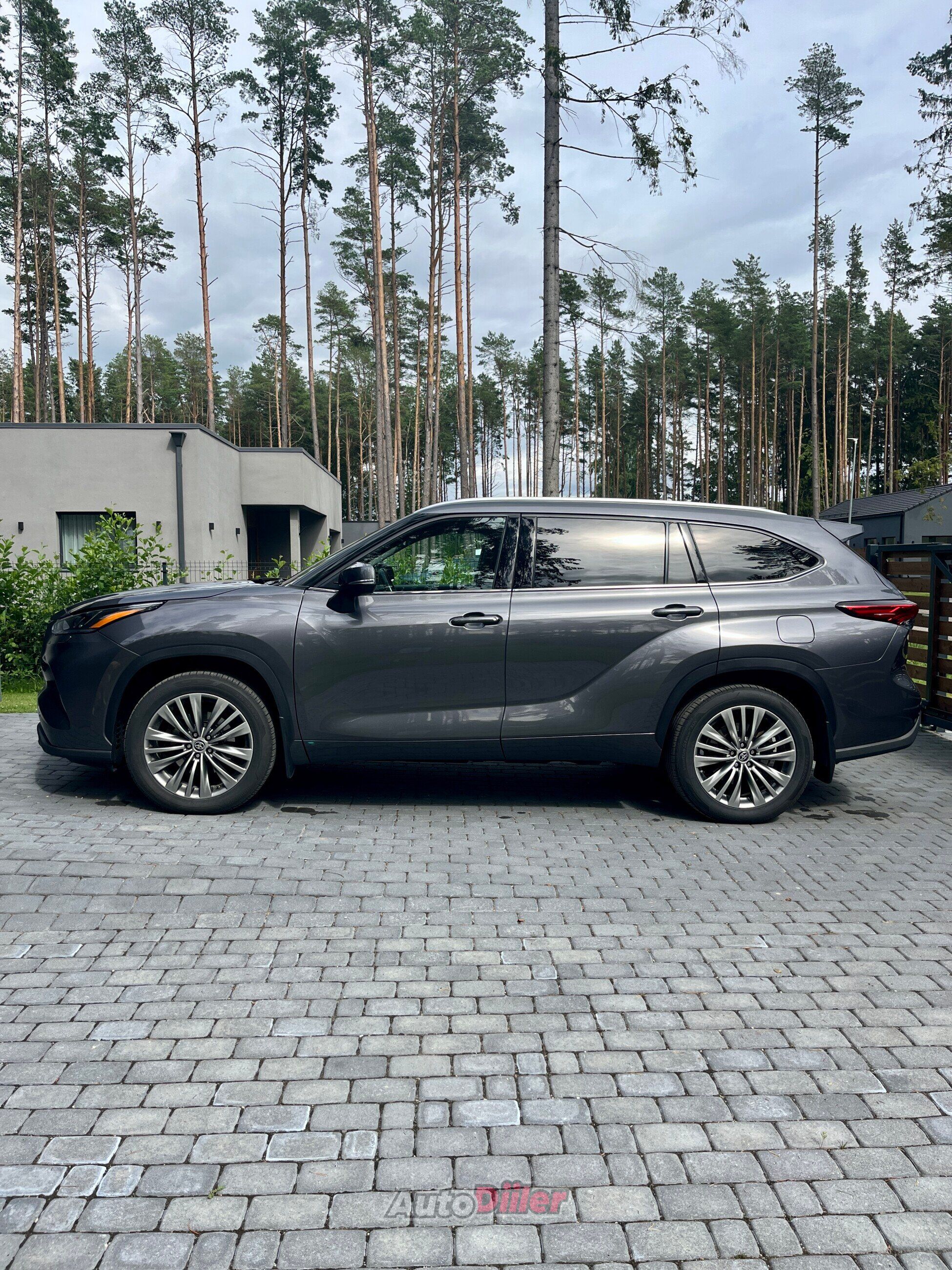Toyota Highlander Executive 2.5 140kW 2021, photo 2/10