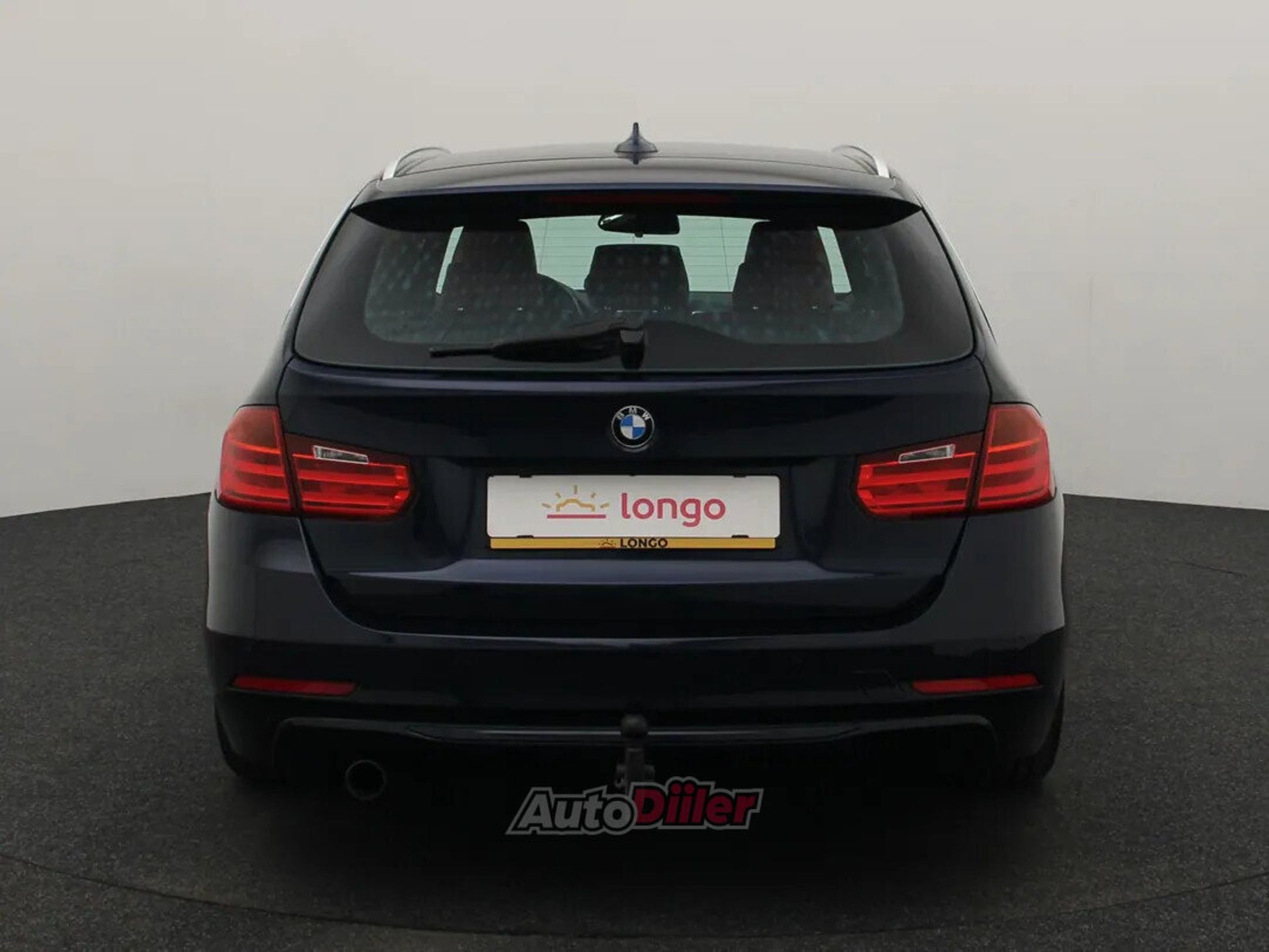 BMW 320 High Executive 2.0 135kW 2014, photo 5/10