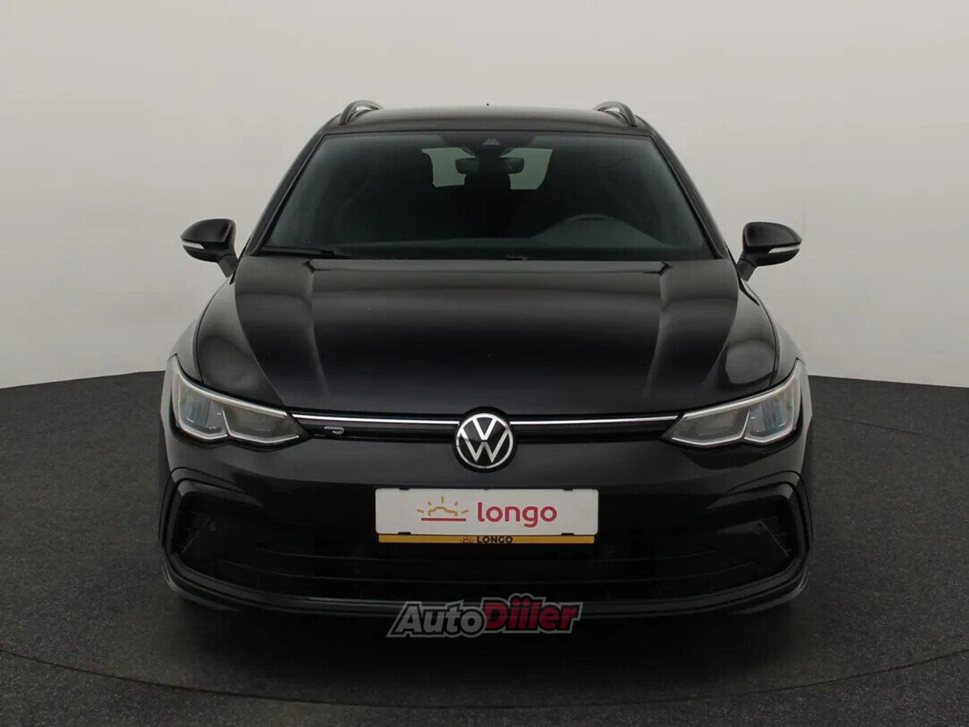 Volkswagen Golf MHEV R-Line 1.5 96kW 2021, photo 3/10