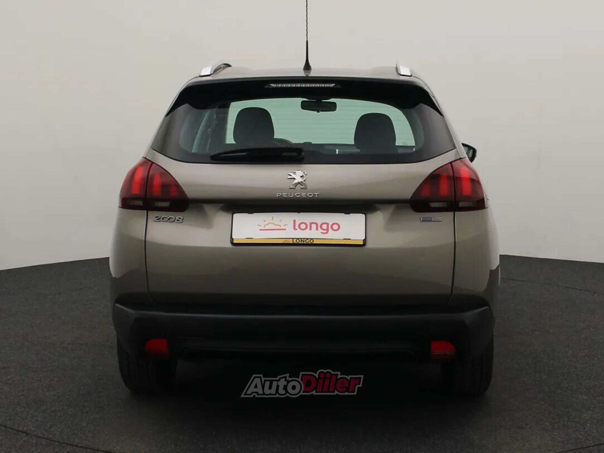 Peugeot 2008 Active 1.2 81kW 2017, photo 5/10